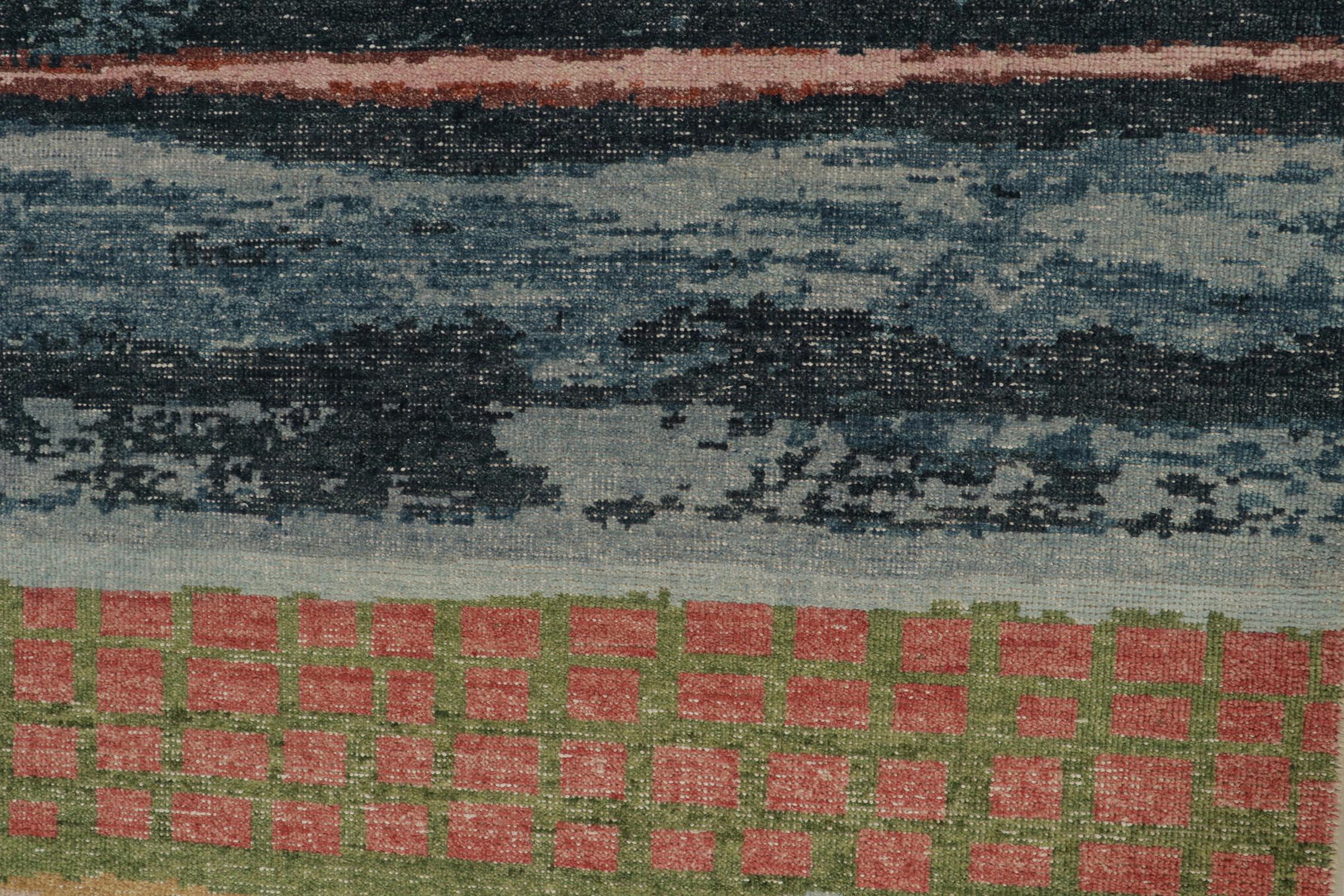 Rug & Kilim's Abstrakter Teppich im Distressed-Stil mit mehrfarbigen Mustern im Zustand „Neu“ im Angebot in Long Island City, NY