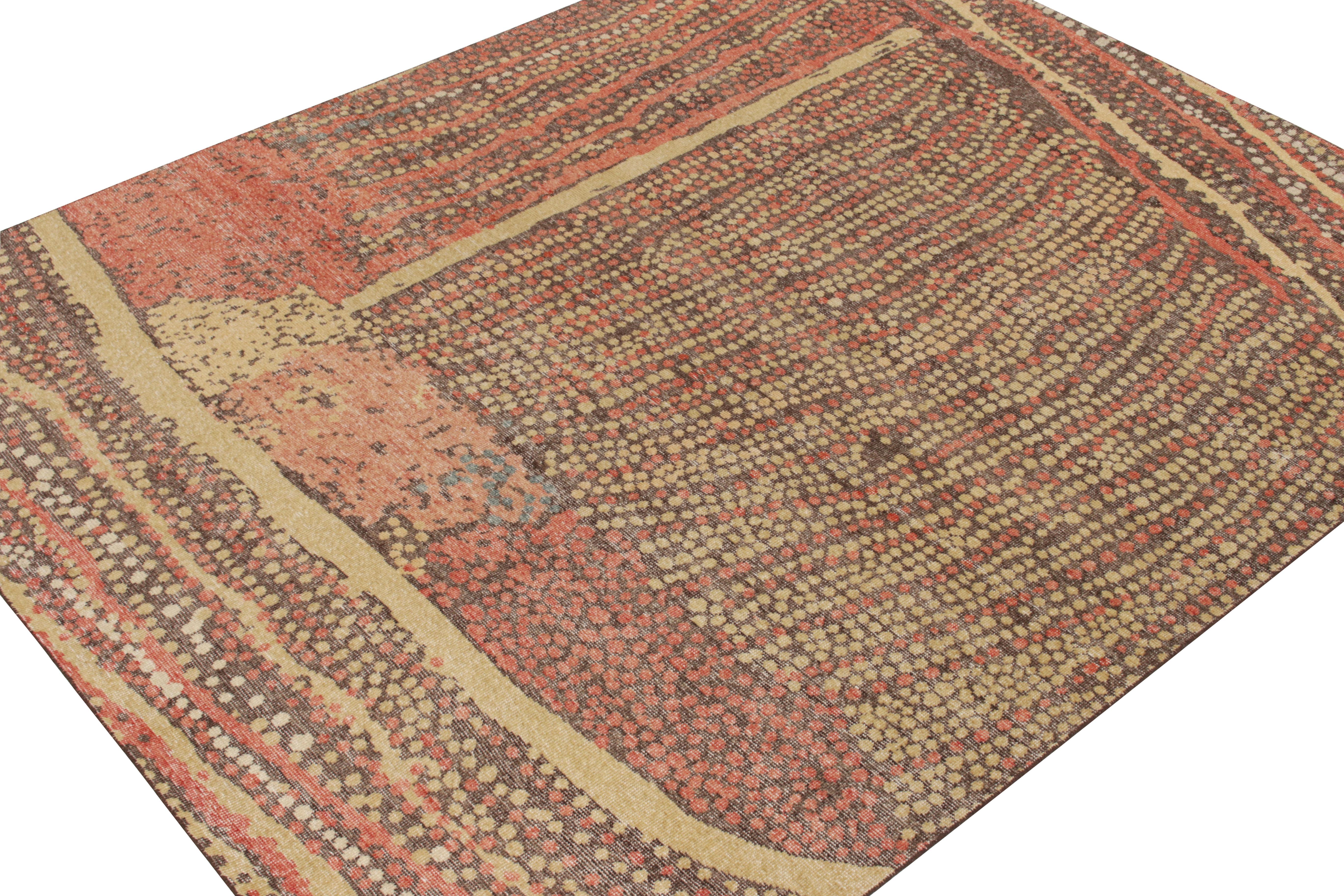 Alfombra moderna de estilo desgastado Rug & Kilim de color beige-marrón y dibujo abstracto rojo Moderno en venta