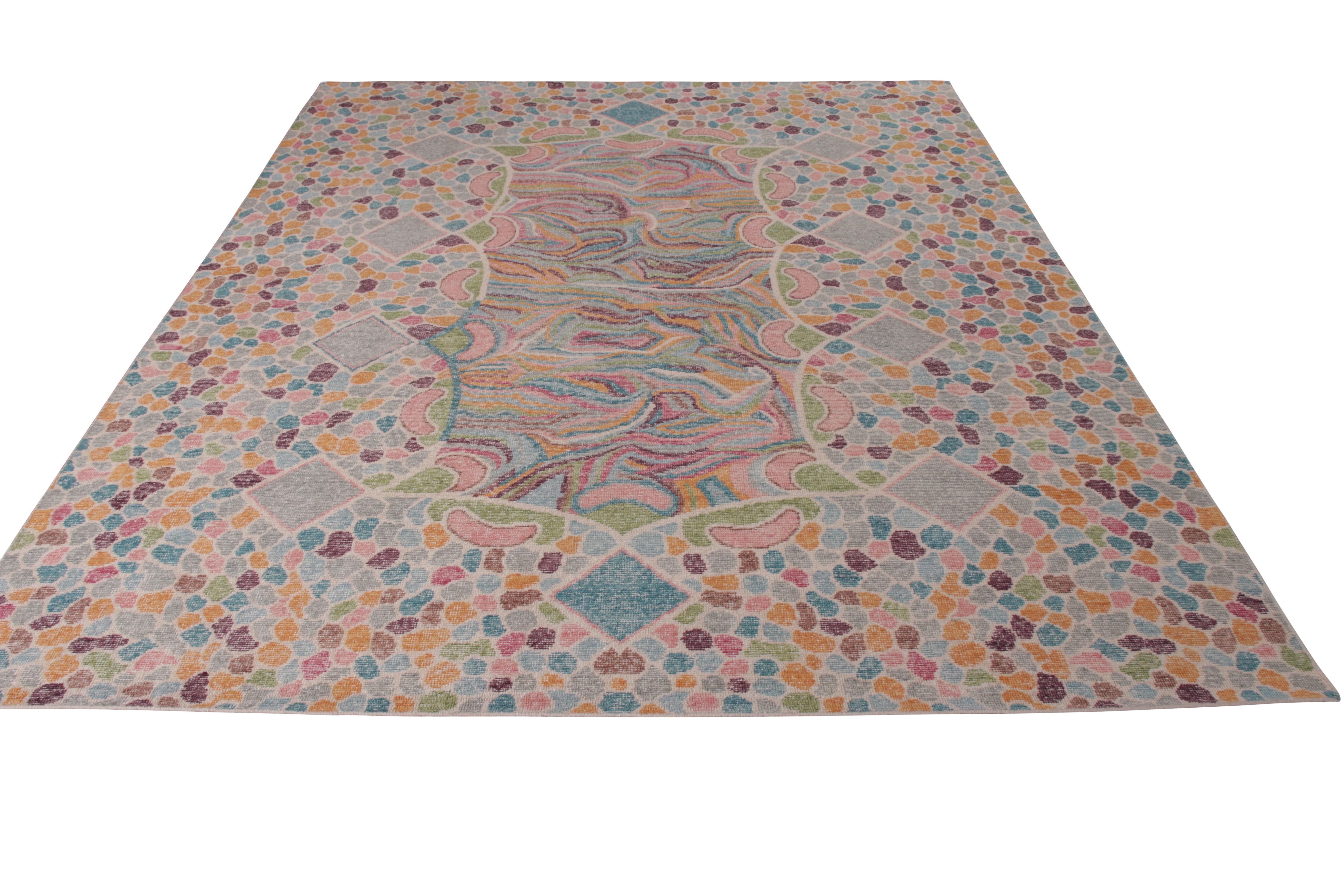 Un tapis moderne 8x10 dans un coloris bleu dominant de la Collection Homage de Rug & Kilim. Noué à la main en laine, il s'inspire de l'art populaire célèbre, réimaginé avec notre interprétation de la texture en détresse. 

Sur le Design/One : Ce