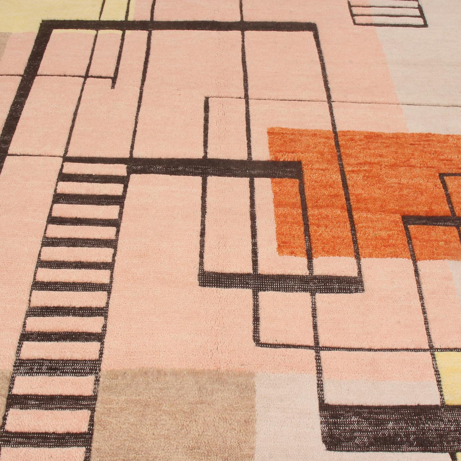 Noué à la main Rug & Kilim's Distressed Style Modern Rug in Cream, Gold, White Dots Pattern (Tapis moderne de style vieilli avec motifs de points crème, or et blancs) en vente