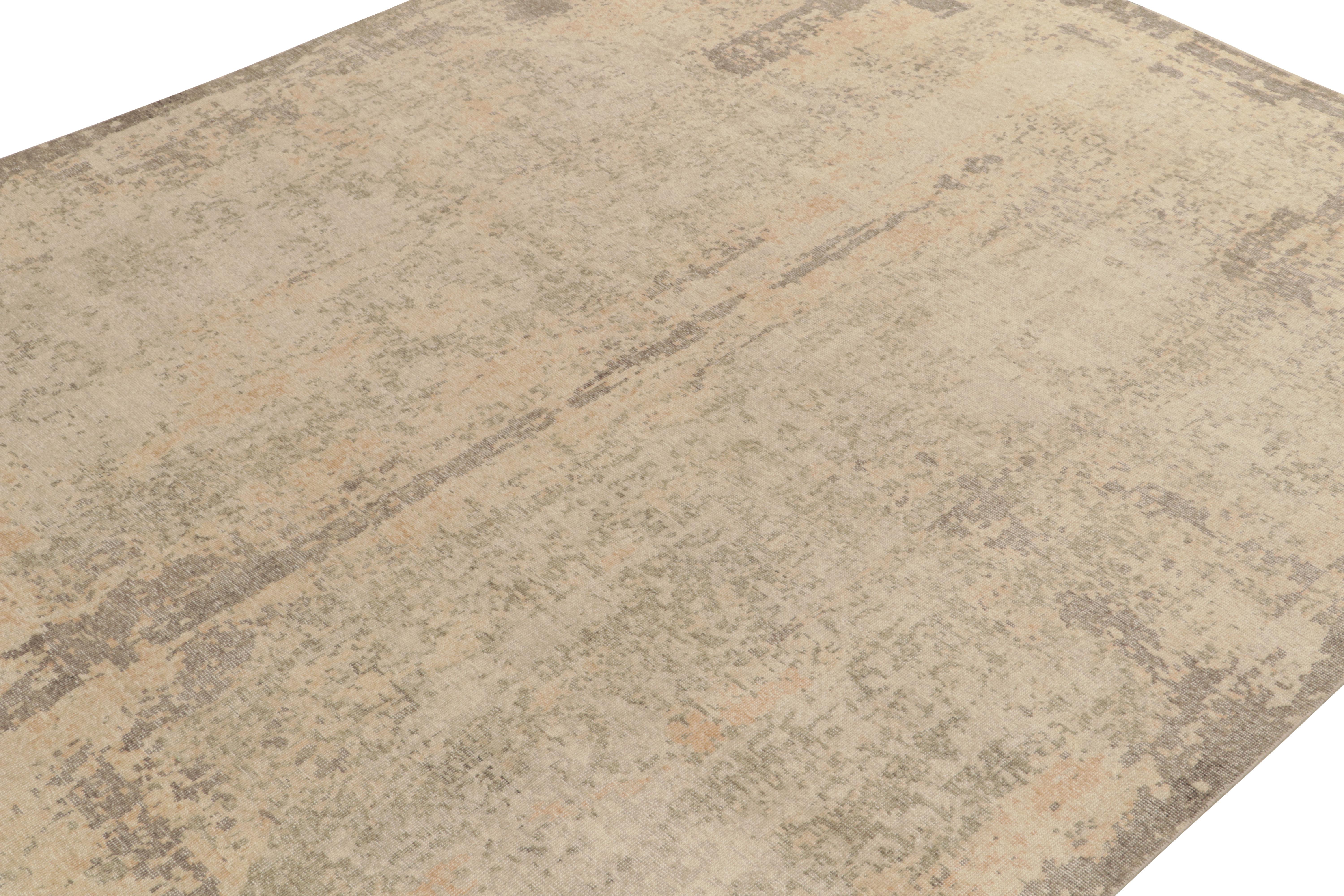 Indien Rug & Kilim's Distressed Style Modern Rug in Grey & Beige Abstract Pattern (Tapis moderne de style vieilli à l'ancienne à motif abstrait gris et beige) en vente