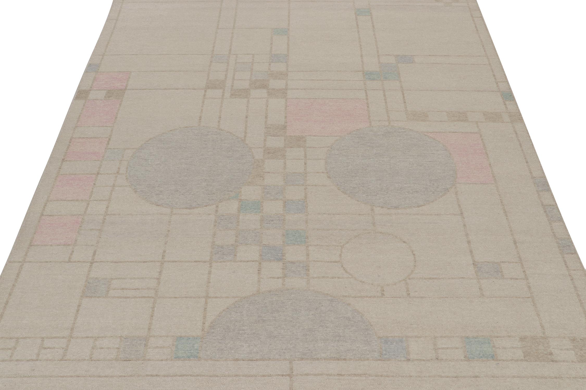 Mid-Century Modern Rug & Kilim's Distressed Style Modern Rug in Polychromatic Geometric Patterns (tapis moderne de style vieilli aux motifs géométriques polychromes) en vente
