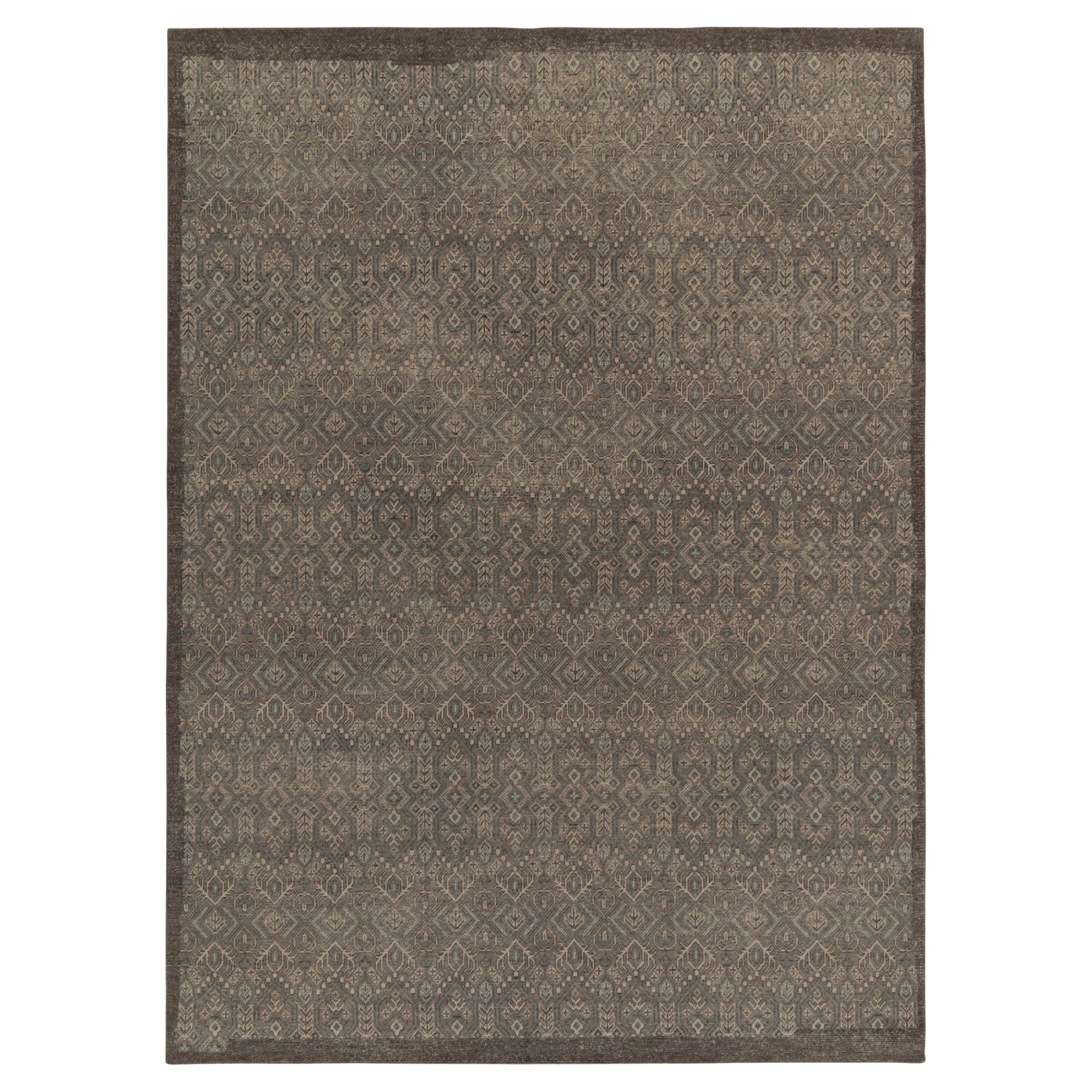Alfombra de estilo desgastado Rug & Kilim en beige-marrón, estampado geométrico azul egeo en venta