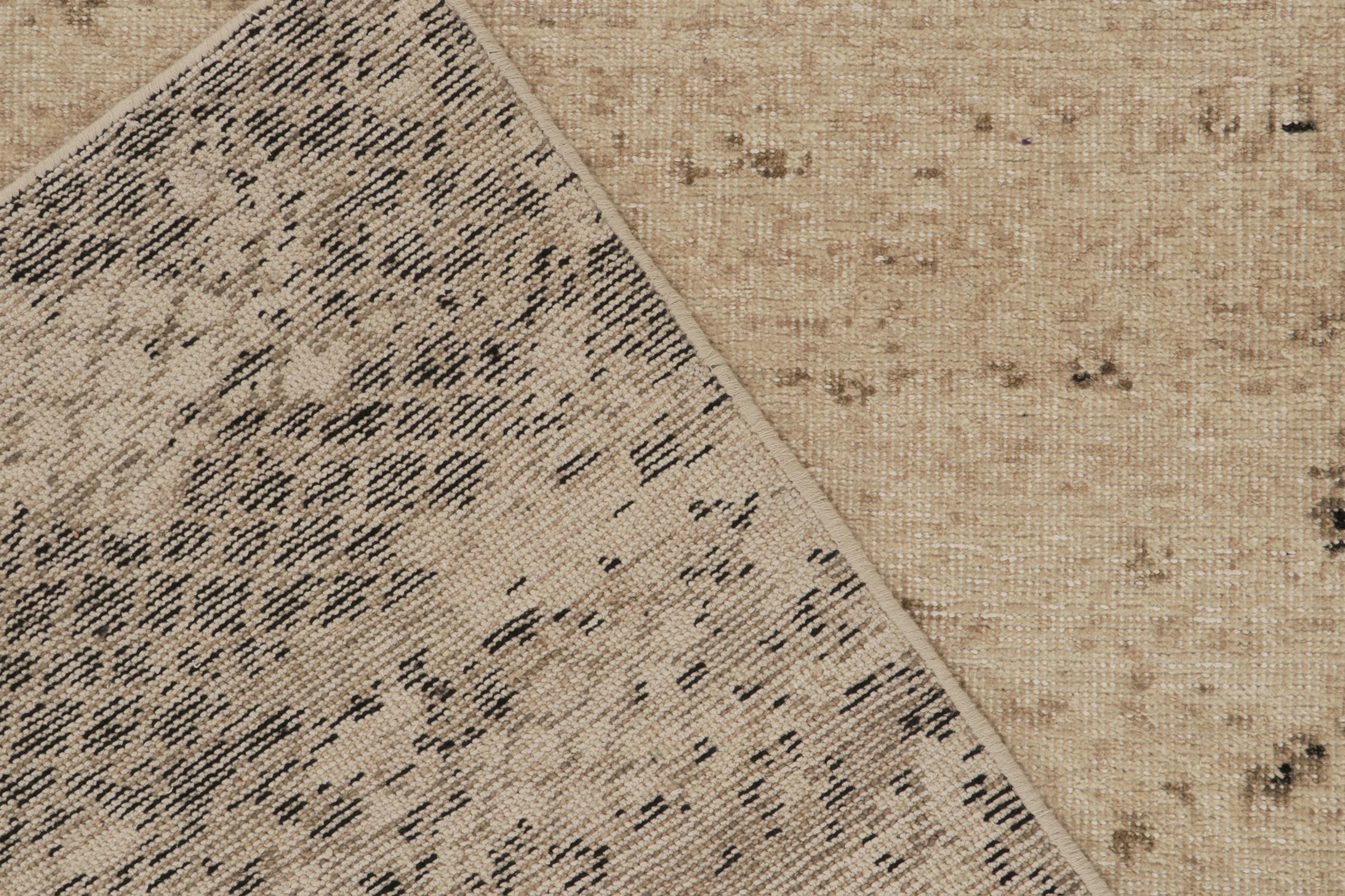Contemporary Rug & Kilim’s Distressed Style Rug in Beige / Brown, Black For Sale