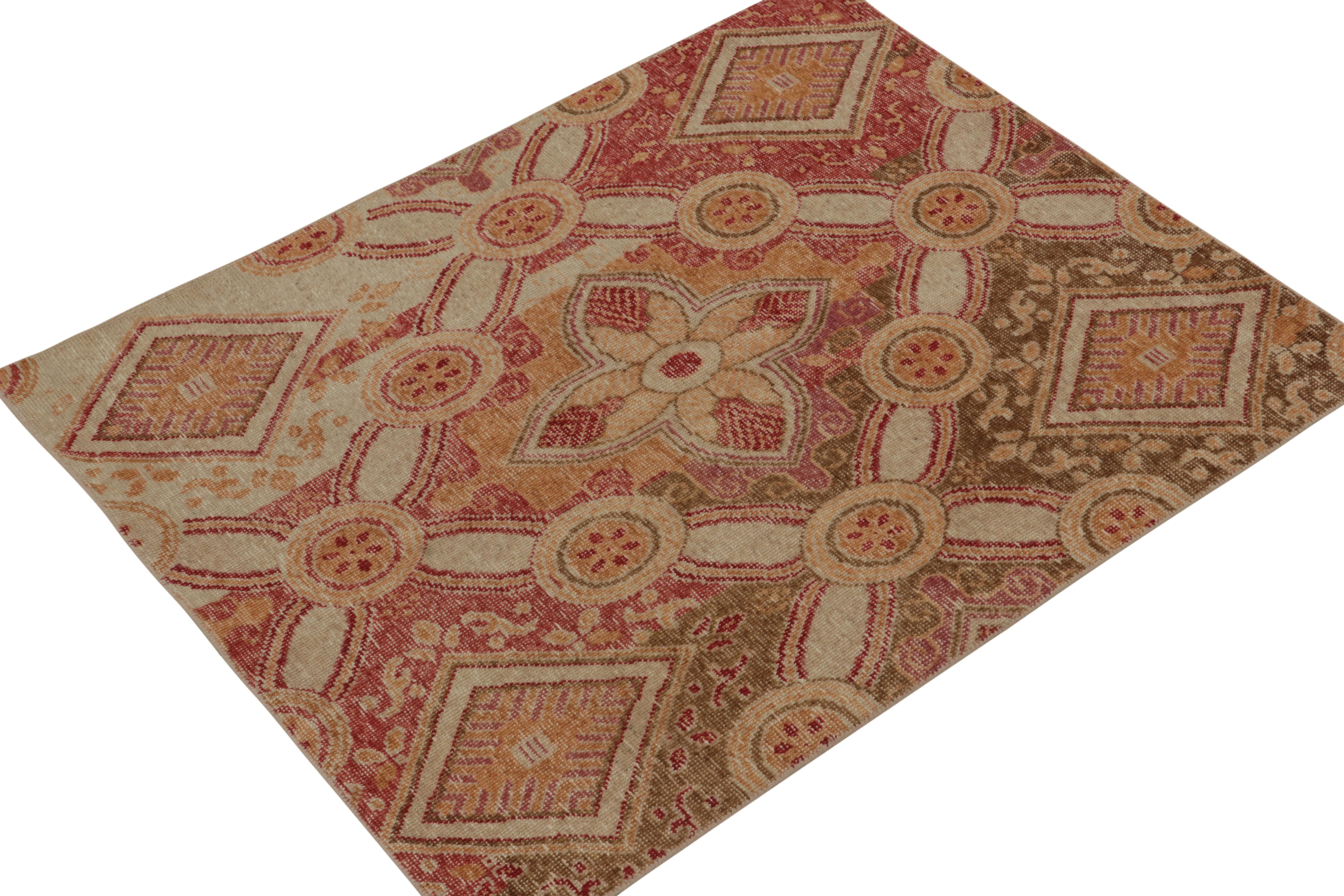Issu de la Collection Homage de Rug & Kilim, ce tapis en laine nouée à la main de 4 x 5 cm s'inspire des sensibilités européennes les plus révérées. 

Sur le Design : 

La vision s'épanouit avec des motifs floraux en treillis dans les tons rouge,