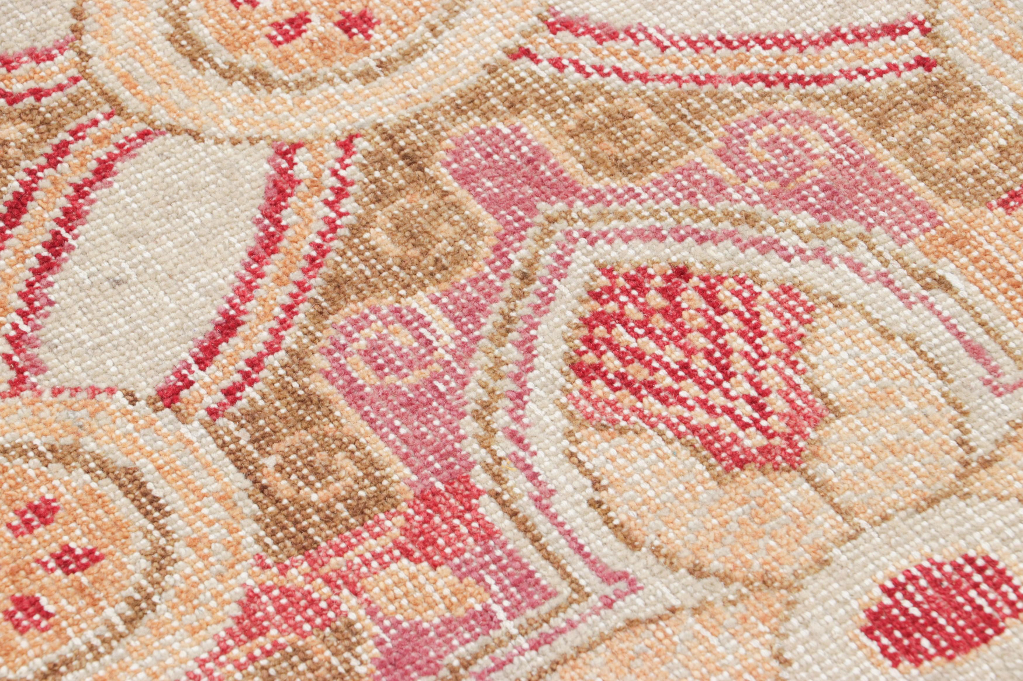 From Rug & Kilim’s Homage Collection, a 4x5 hand-knotted wool rug inspired by the most revered European sensibilities. 

On the Design: 

The vision flourishes with floral trellis patterns in red, green, gold & white. This piece enjoys a remarkable