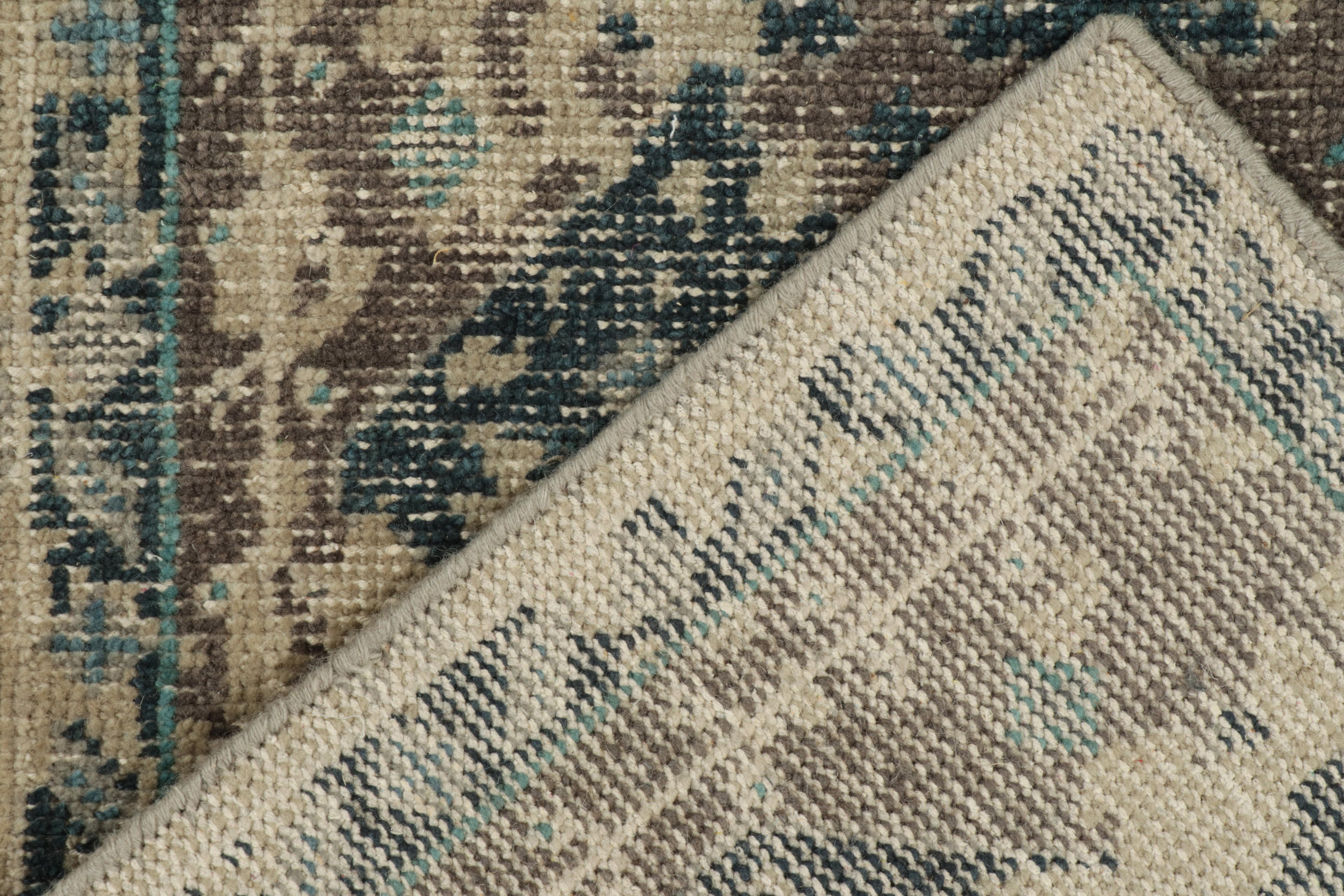 Lana Rug & Kilim - Tappeto a dispersione in stile Distressed di colore blu, beige-marrone in vendita