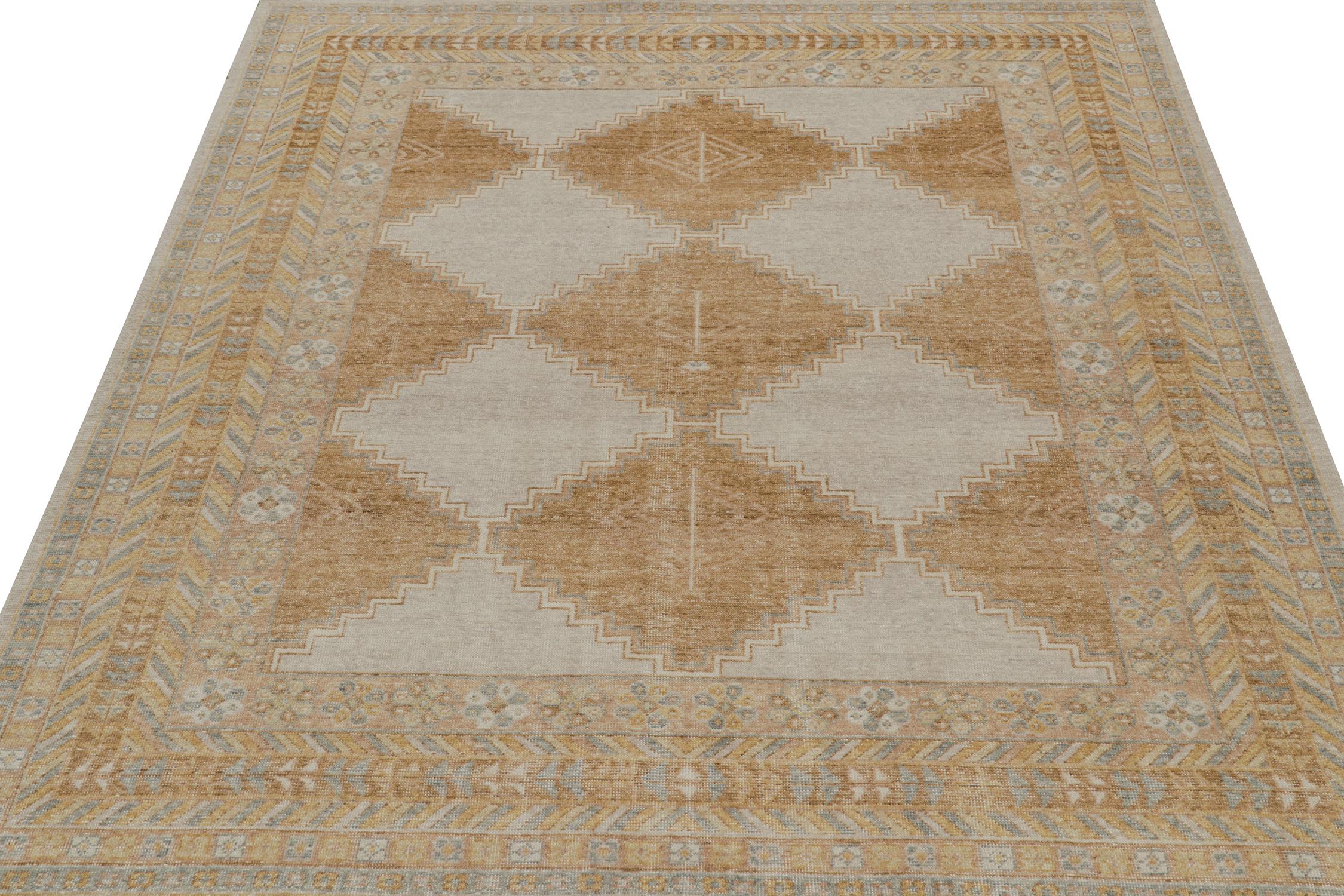 Indien Tapis Distressed Tribal de Rug & Kilim à motifs or, gris et bleu en vente