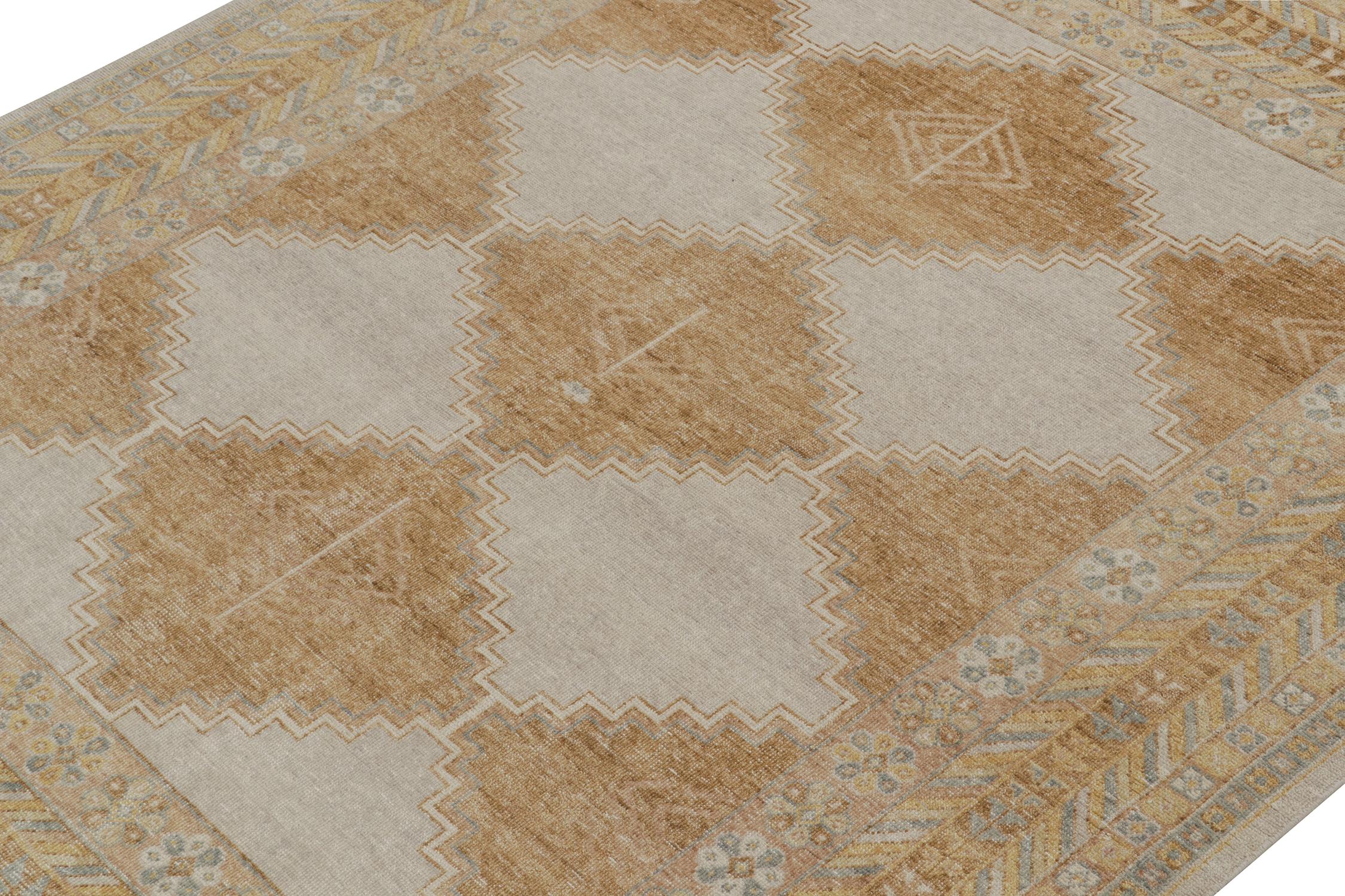 Noué à la main Tapis Distressed Tribal de Rug & Kilim à motifs or, gris et bleu en vente