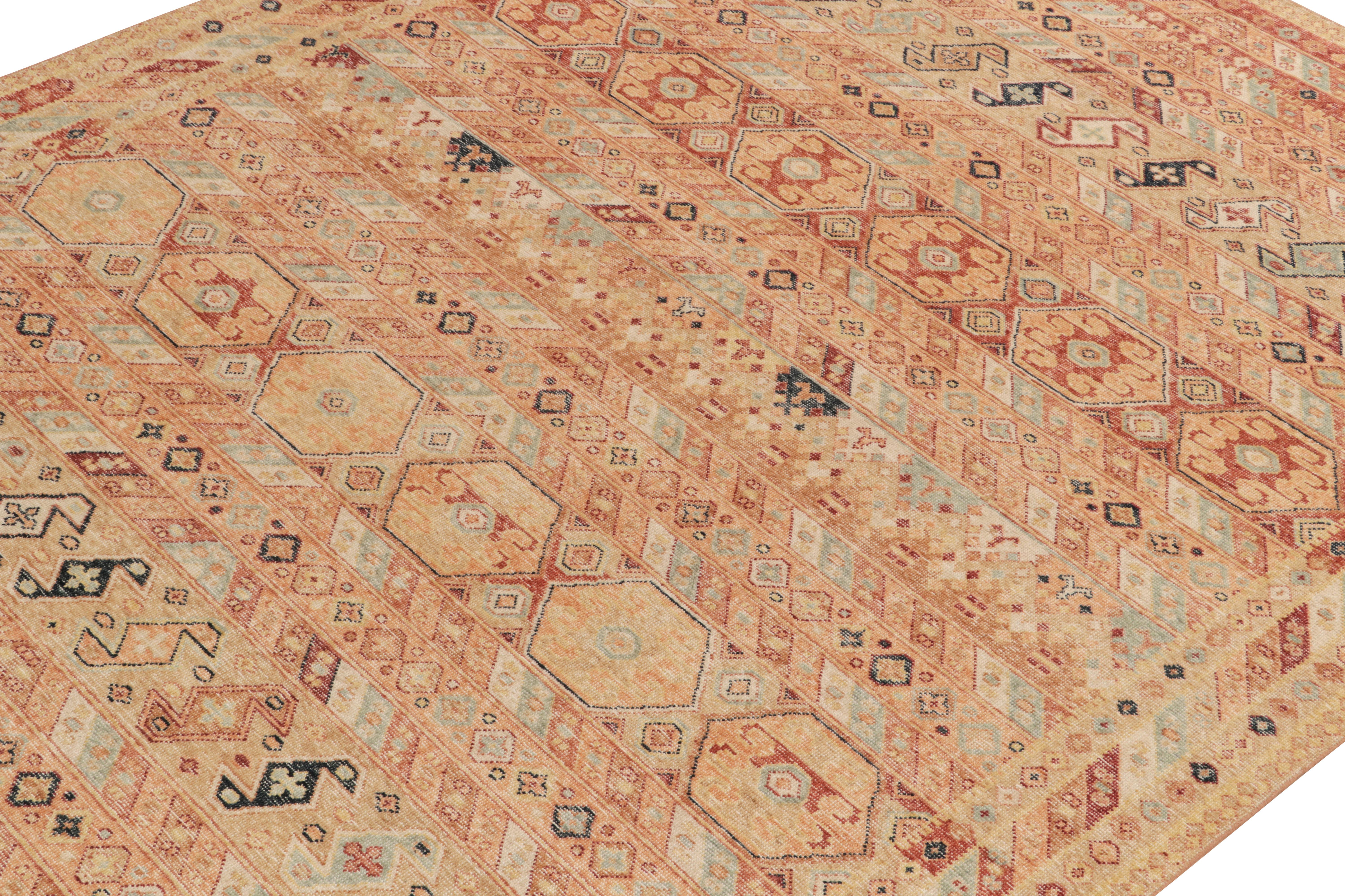 Indiano Rug & Kilim è un tappeto in stile tribale con motivo geometrico arancione e rosso. in vendita