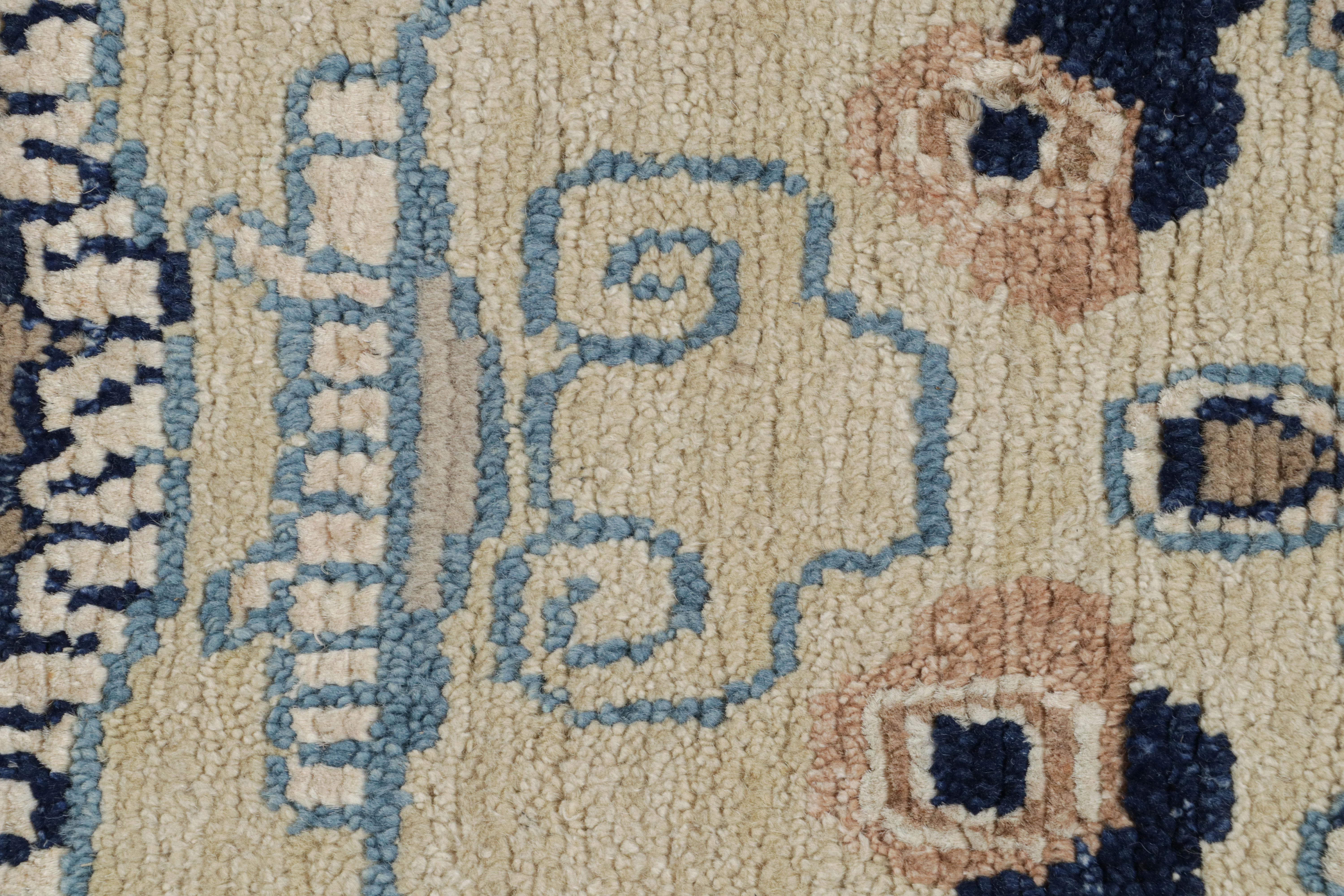 Tapis de course Dragon Pictorial de Rug & Kilim dans les tons beige, orange et bleu Neuf - En vente à Long Island City, NY