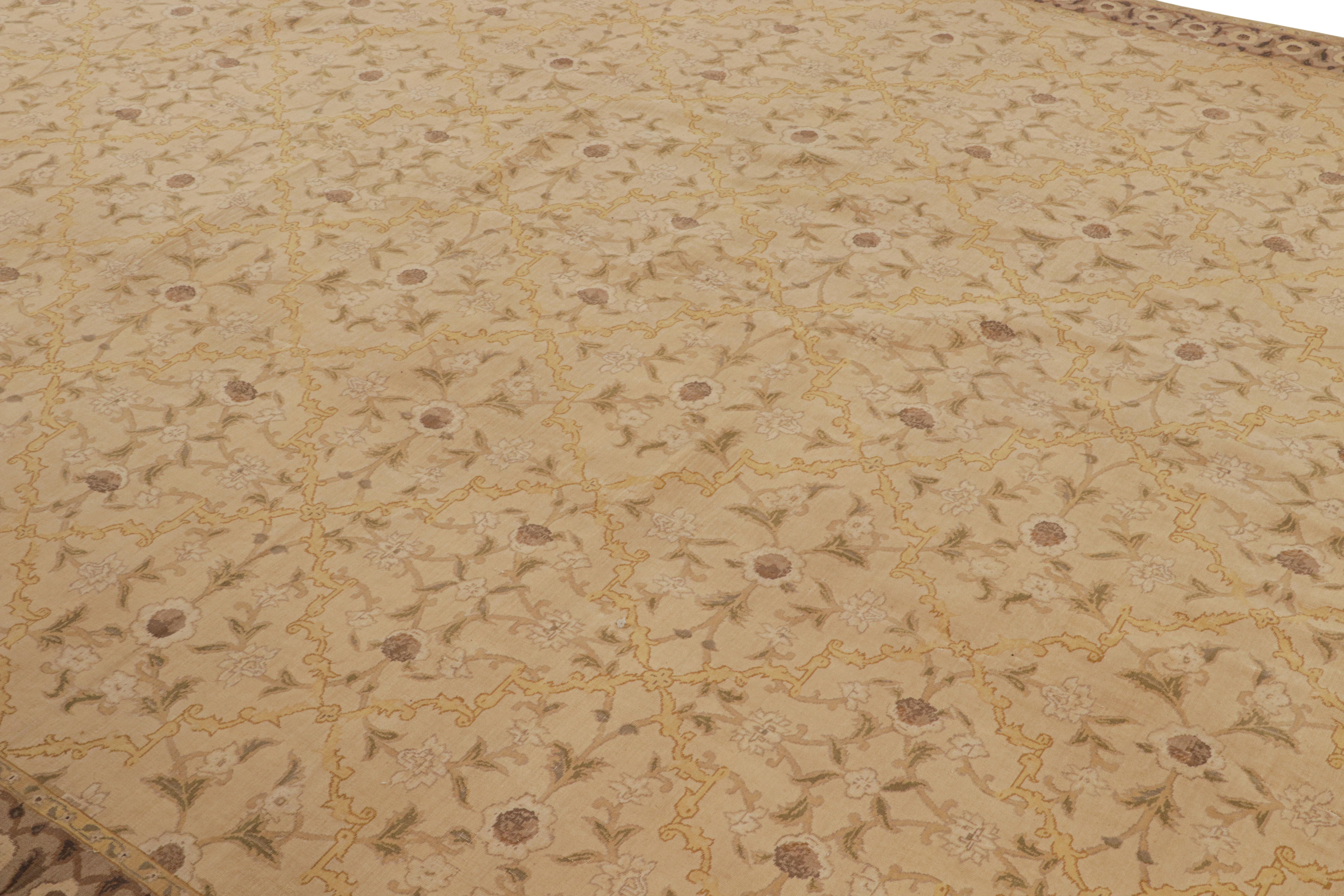 Alfombra Floral de Lana Herati Marrón Beige Inspirada en el Turquestán Oriental de Rug & Kilim Chino en venta