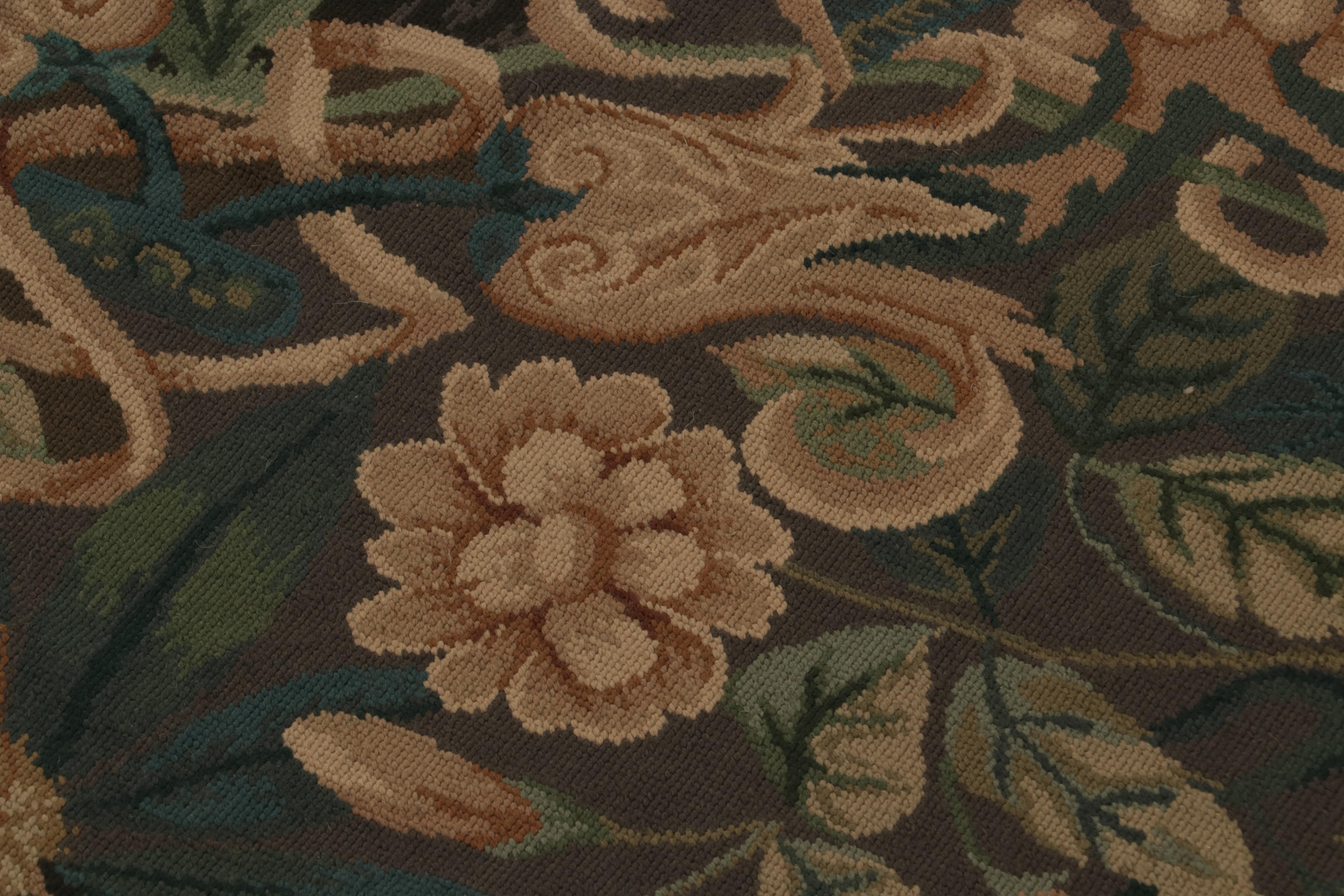 Rug & Kilim's European Flatweave Rug in Brown with Pictorials and Floral Pattern (Tapis européen tissé à plat en brun avec motifs floraux) en vente 2