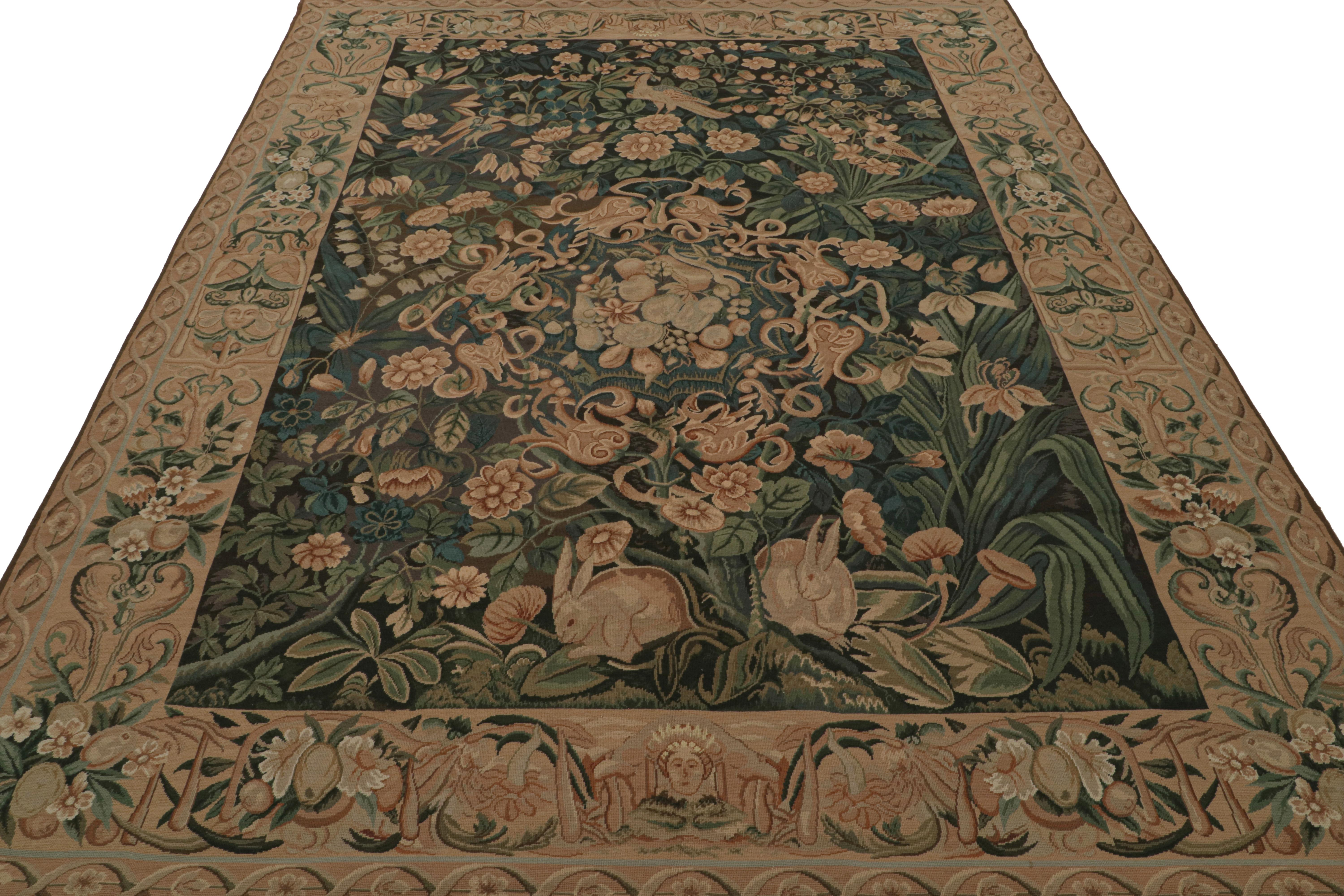 Europäischer Flachgewebe-Teppich von Rug & Kilim in Brown mit Bildern und floralem Muster (Moderne) im Angebot