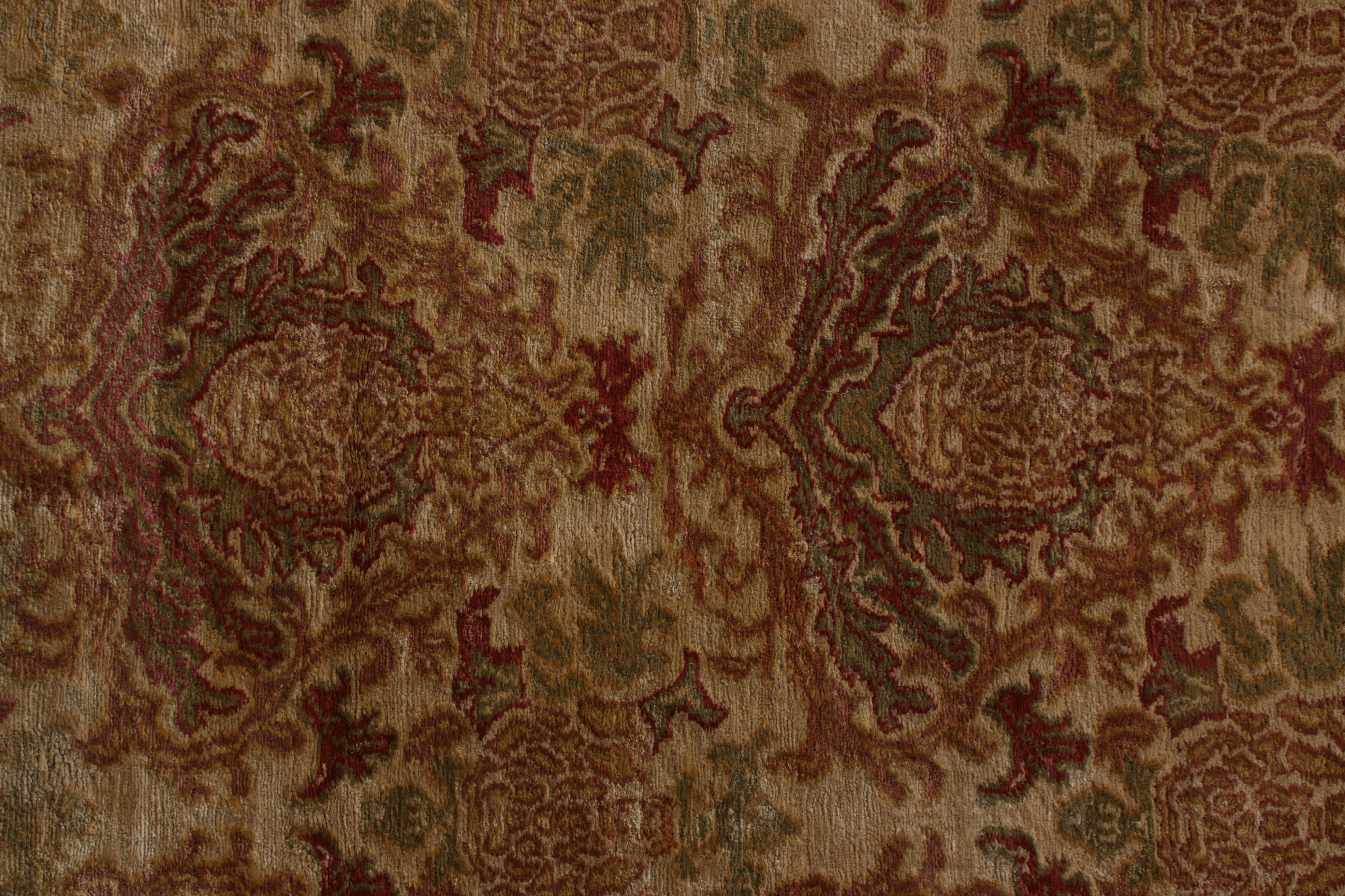 Nepalese Tappeto europeo Rug & Kilim in beige marrone con motivi floreali 