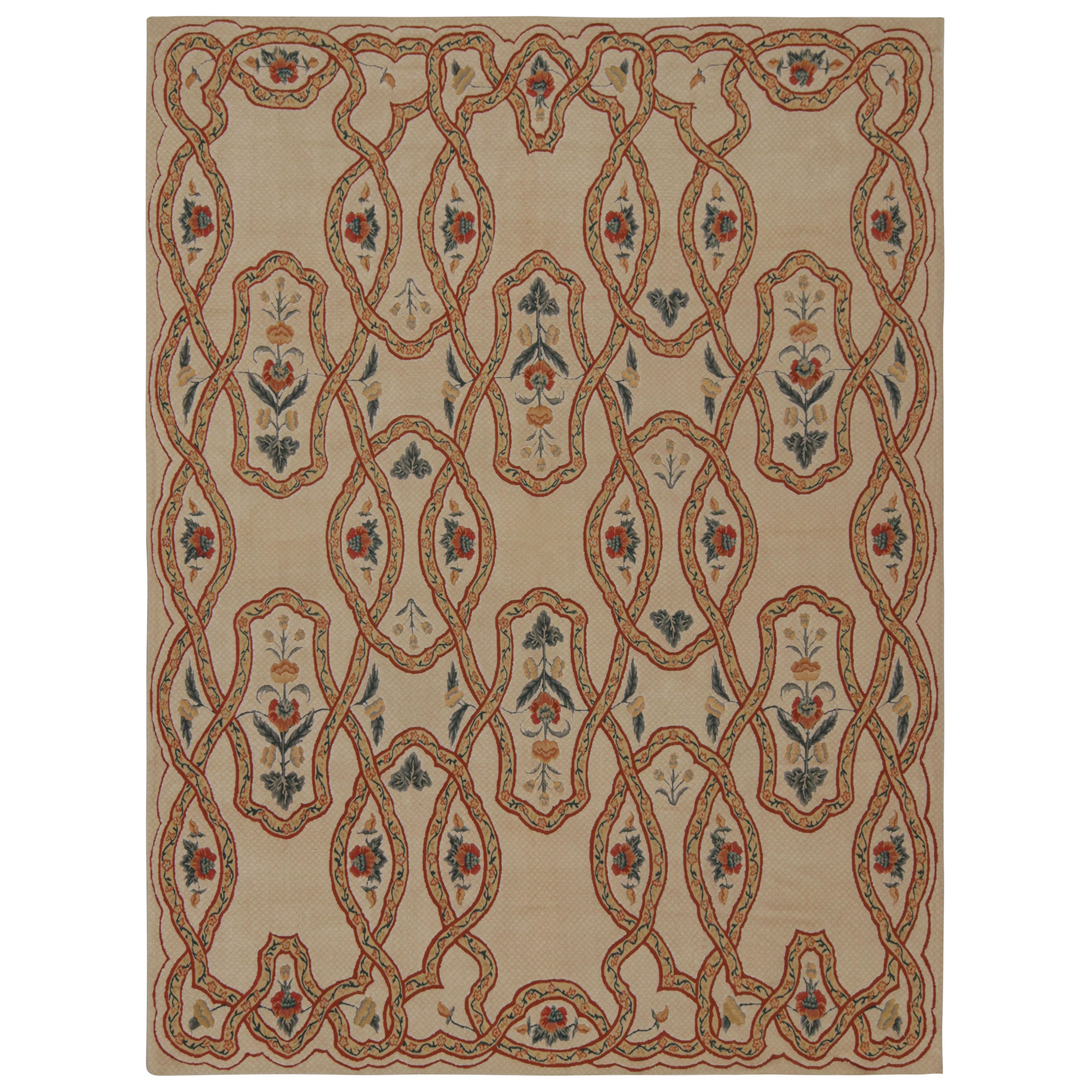 Europäischer Teppich von Rug & Kilim in Beige mit grünen und roten Blumenmustern
