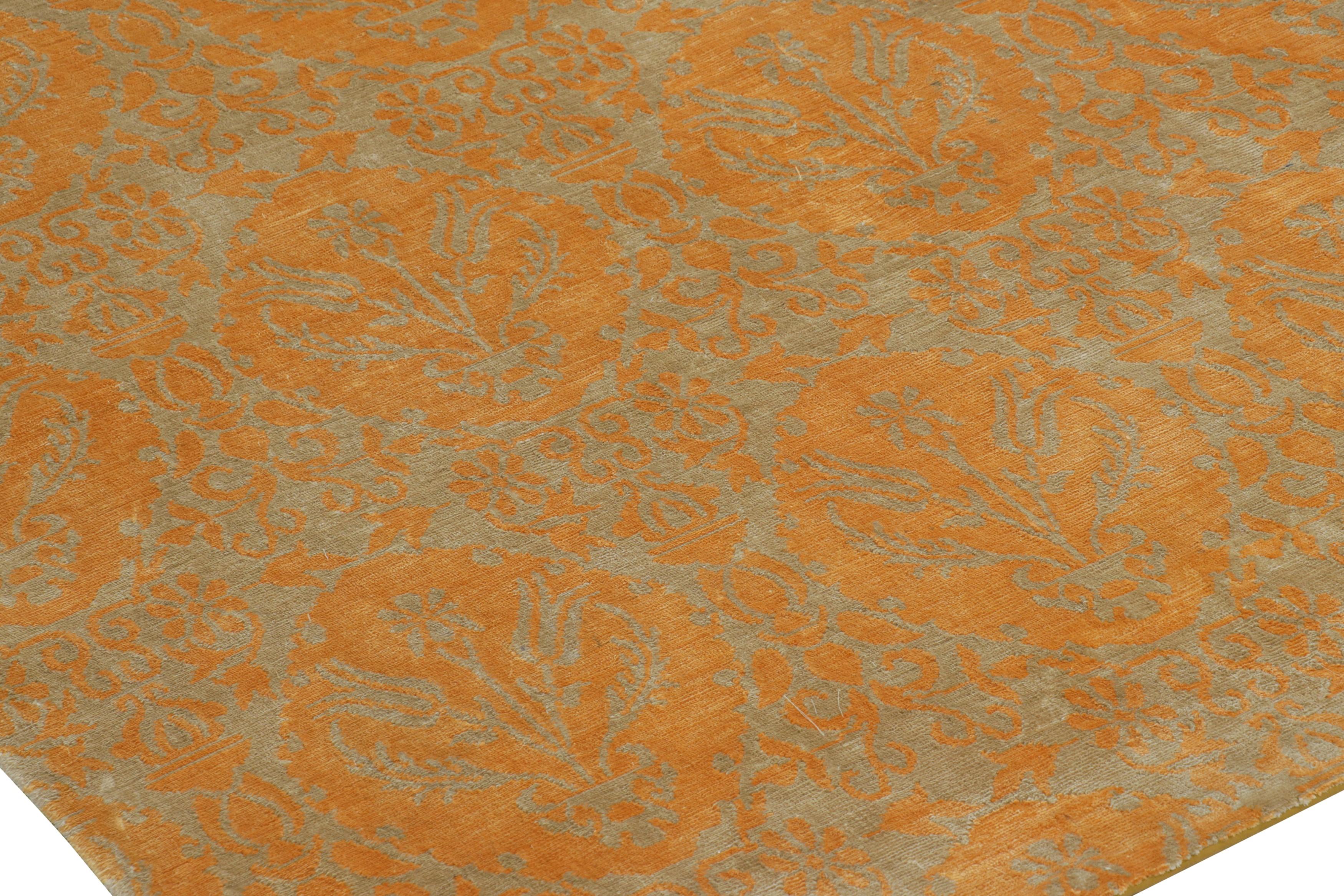 XXIe siècle et contemporain Rug & Kilim's European Rug in Gold and Greene with Floral Patterns Medici (tapis européen en or et vert avec motifs floraux) en vente