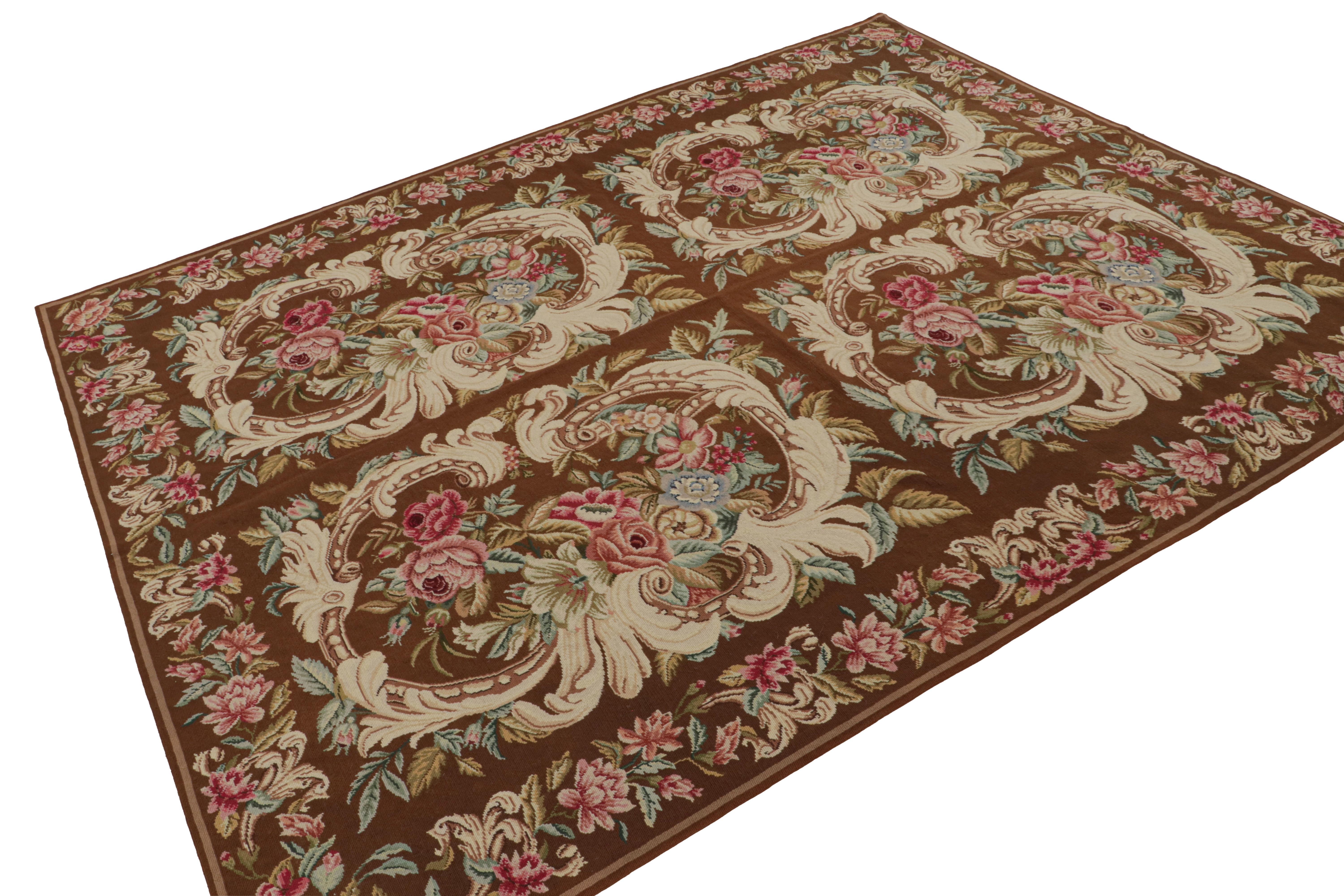 Tissé à la main en laine, ce tapis plat 7x9 