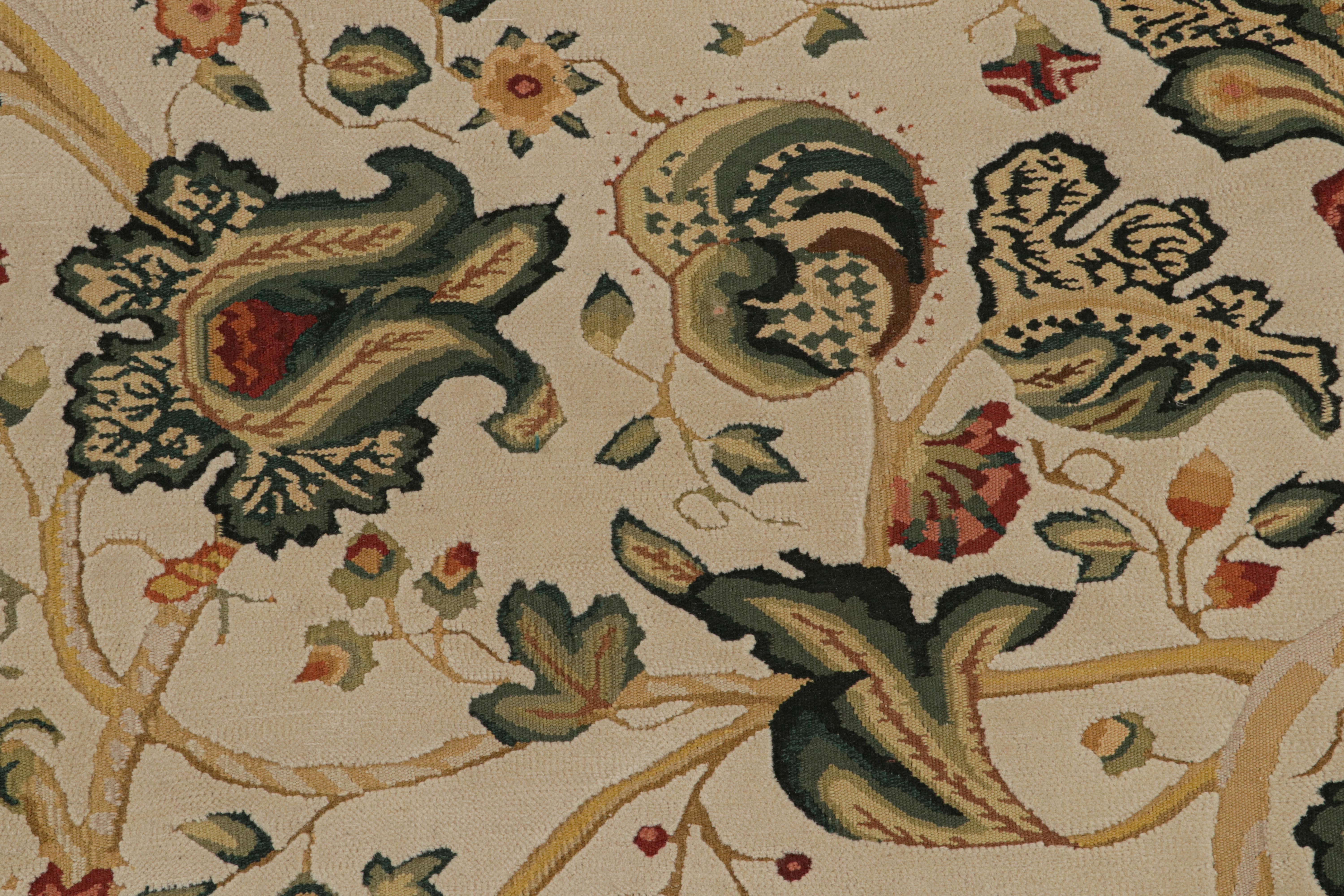 XXIe siècle et contemporain Rug & Kilim's European Style Flatweave Rug in Cream with Floral Patterns 'Tudor' (Tapis tissé plat de style européen en crème avec motifs floraux) en vente