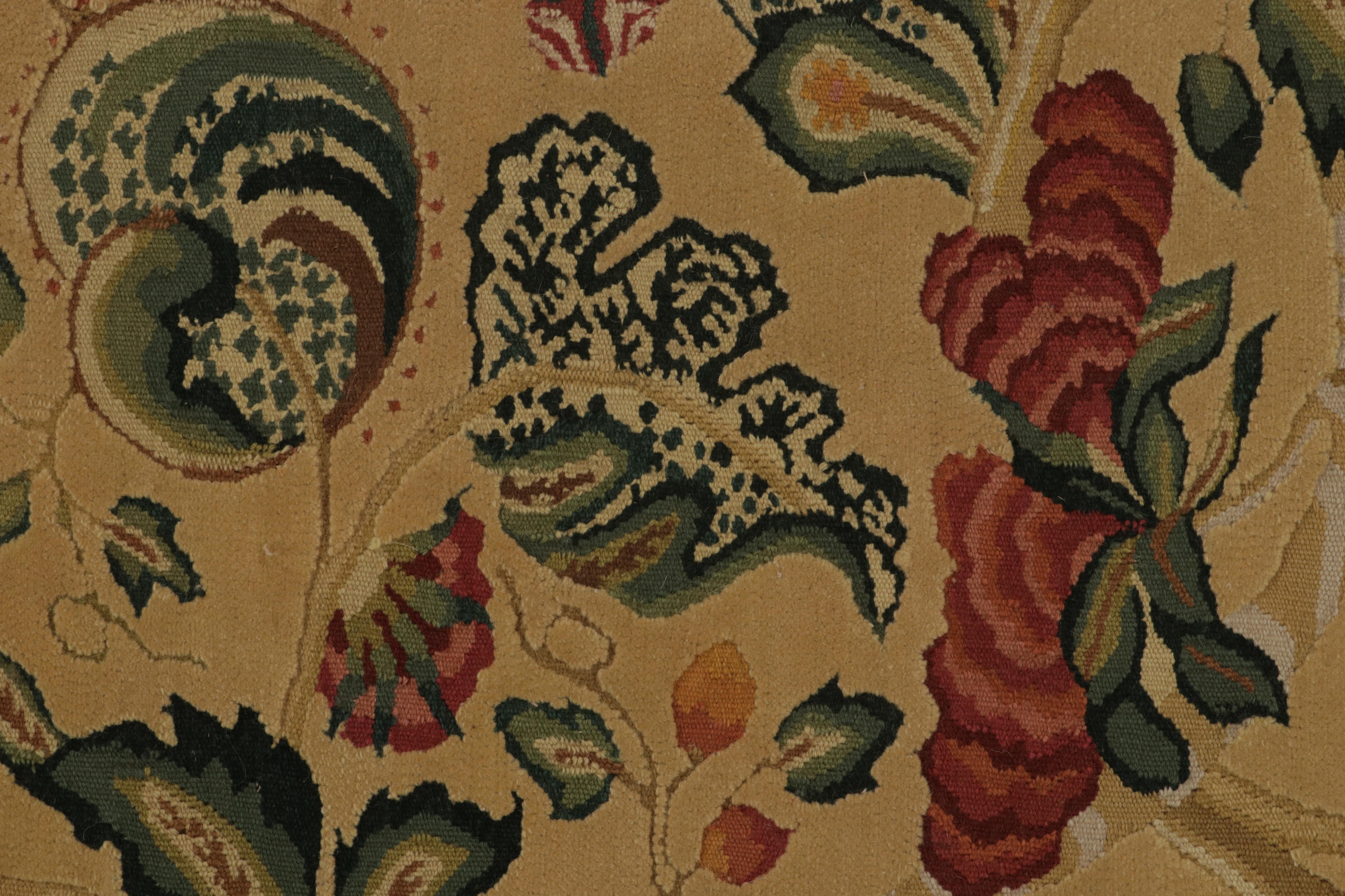 Rug & Kilim's Flachgewebe-Teppich in Creme mit Blumenmuster 'Tudor' im europäischen Stil im Angebot 2