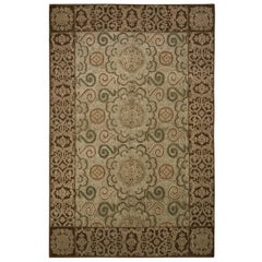 Teppich & Kelim-Teppich im europäischen Stil aus beige-brauner und grüner Wolle und Seide mit Blumenmuster