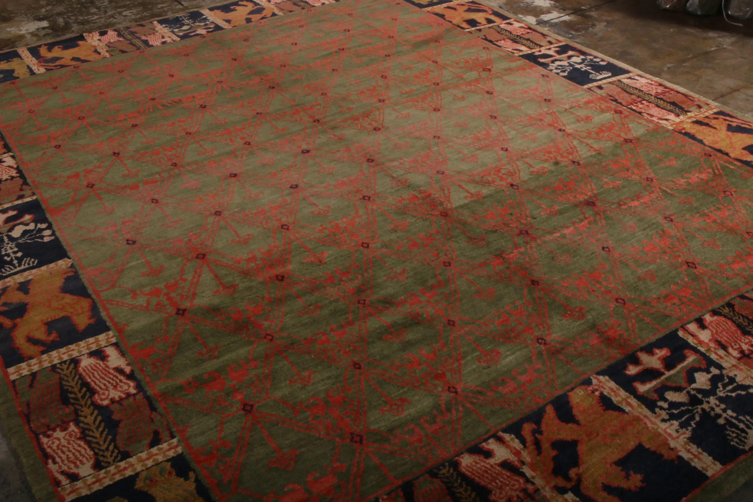 Rug & Kilim, Tappeto in stile europeo, verde, rosso e blu, floreale, bordo pittorico in vendita 1