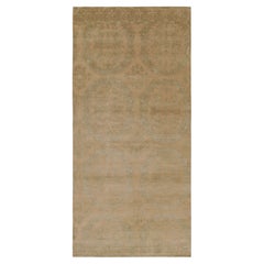 Rug & Kilim's Teppich im europäischen Stil mit beige-braunem und grünem Medaillon-Muster