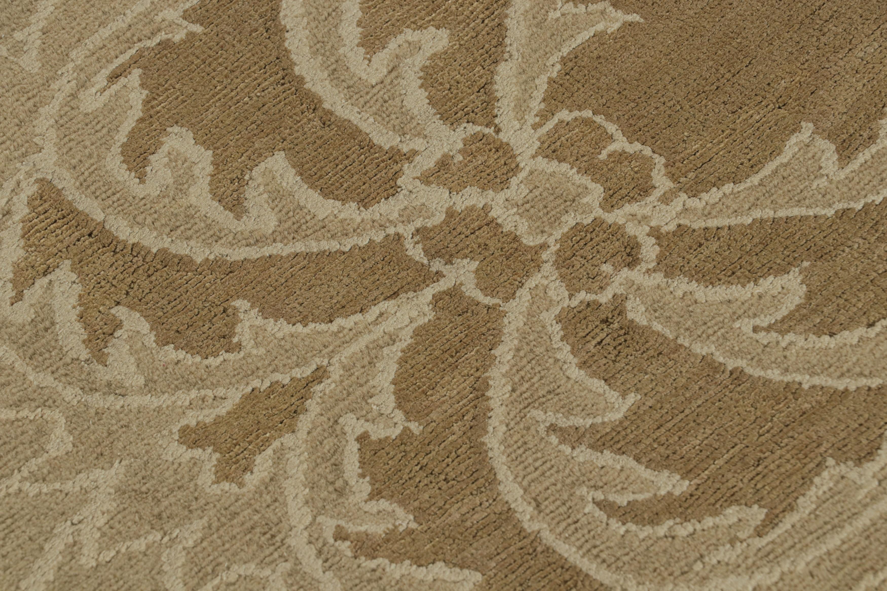 Rug & Kilim’s European Style Rug in Beige with Floral Patterns “Blue Carnation” In New Condition For Sale In Long Island City, NY