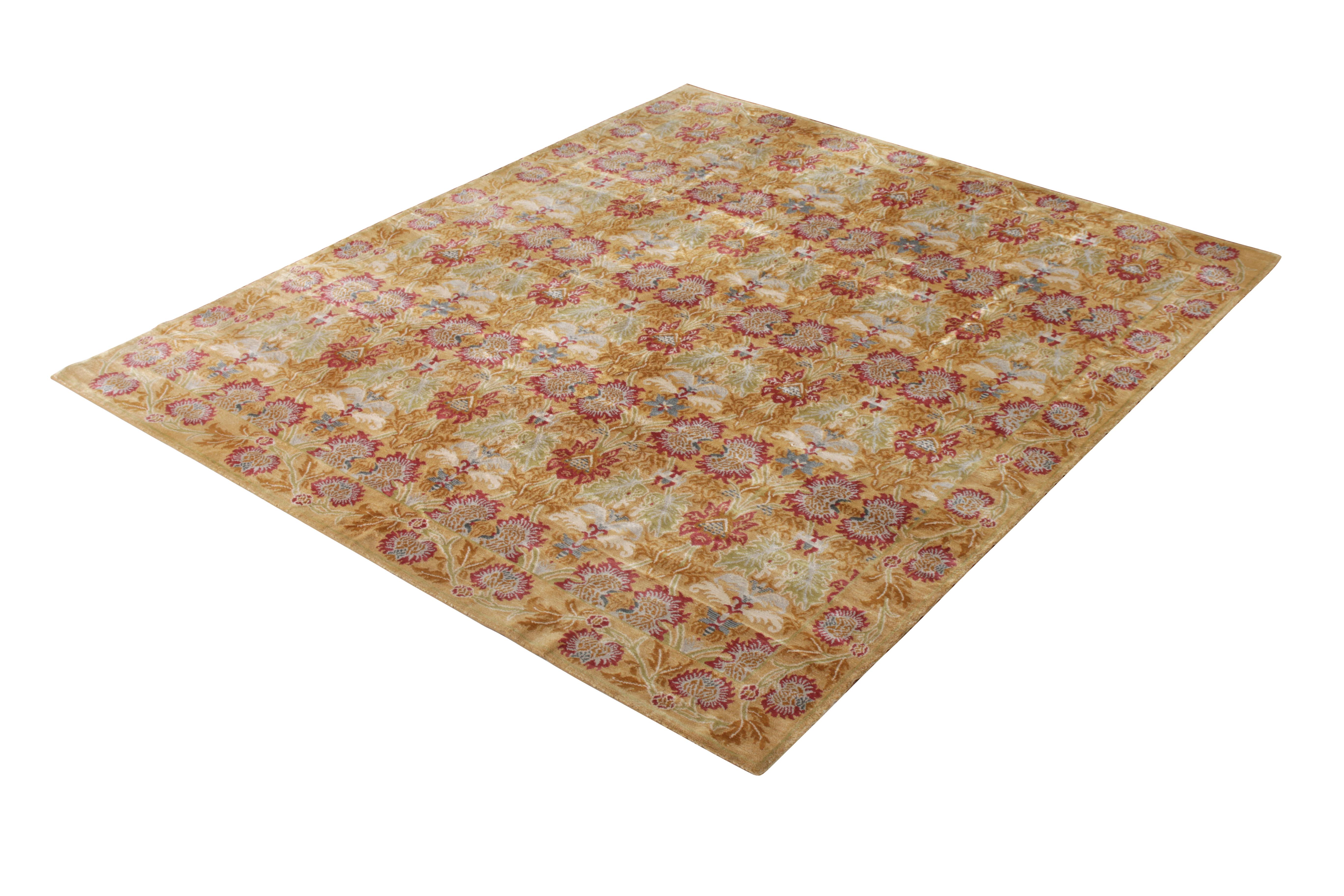 Dieser handgeknüpfte Seidenteppich im Format 8 x 10 ist eine Ergänzung der europäischen Teppichkollektion von Rug & Kilim, die liebevoll 