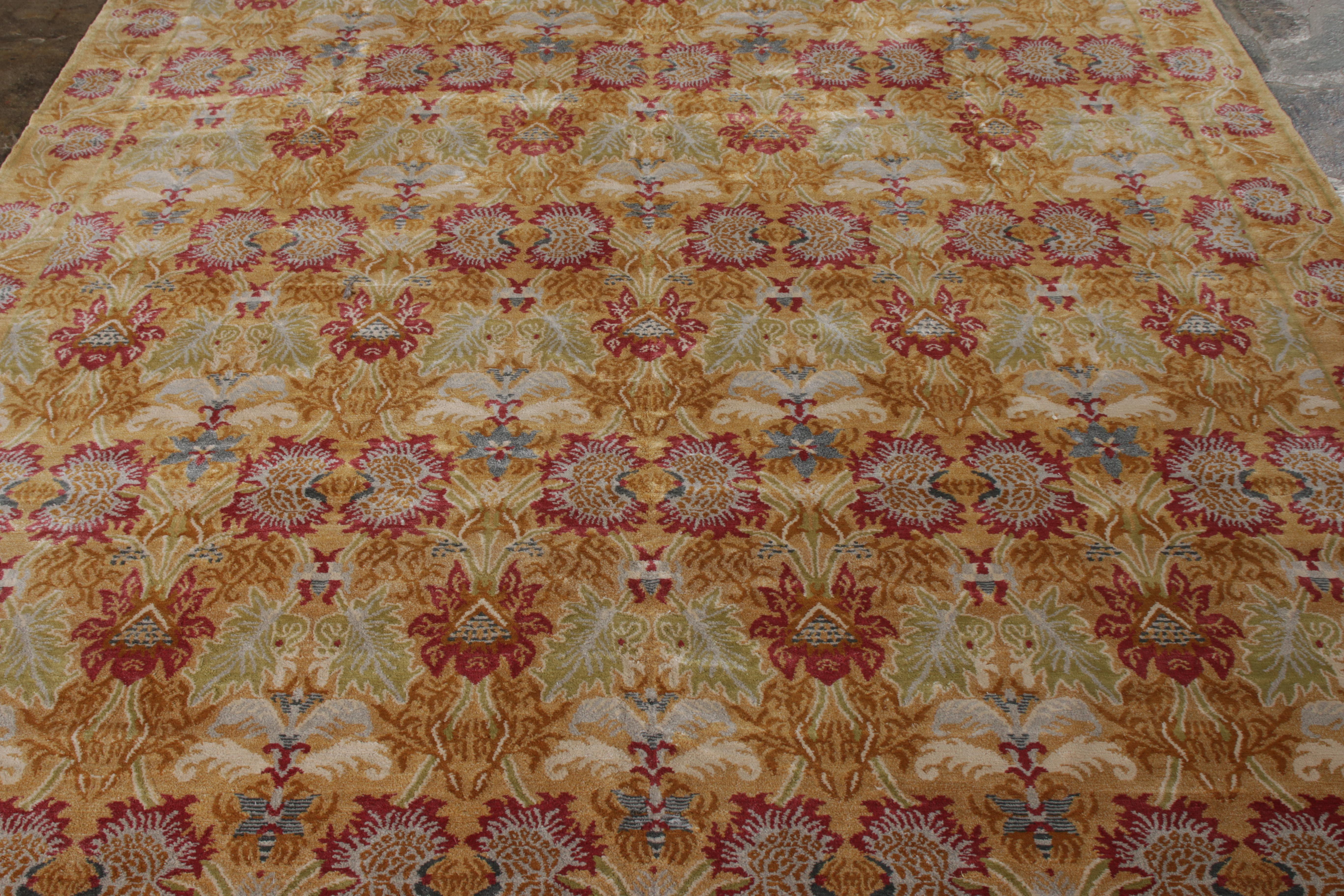 Art déco Tapis & Kilims - Tapis de style européen à motifs floraux dorés et rouges en vente