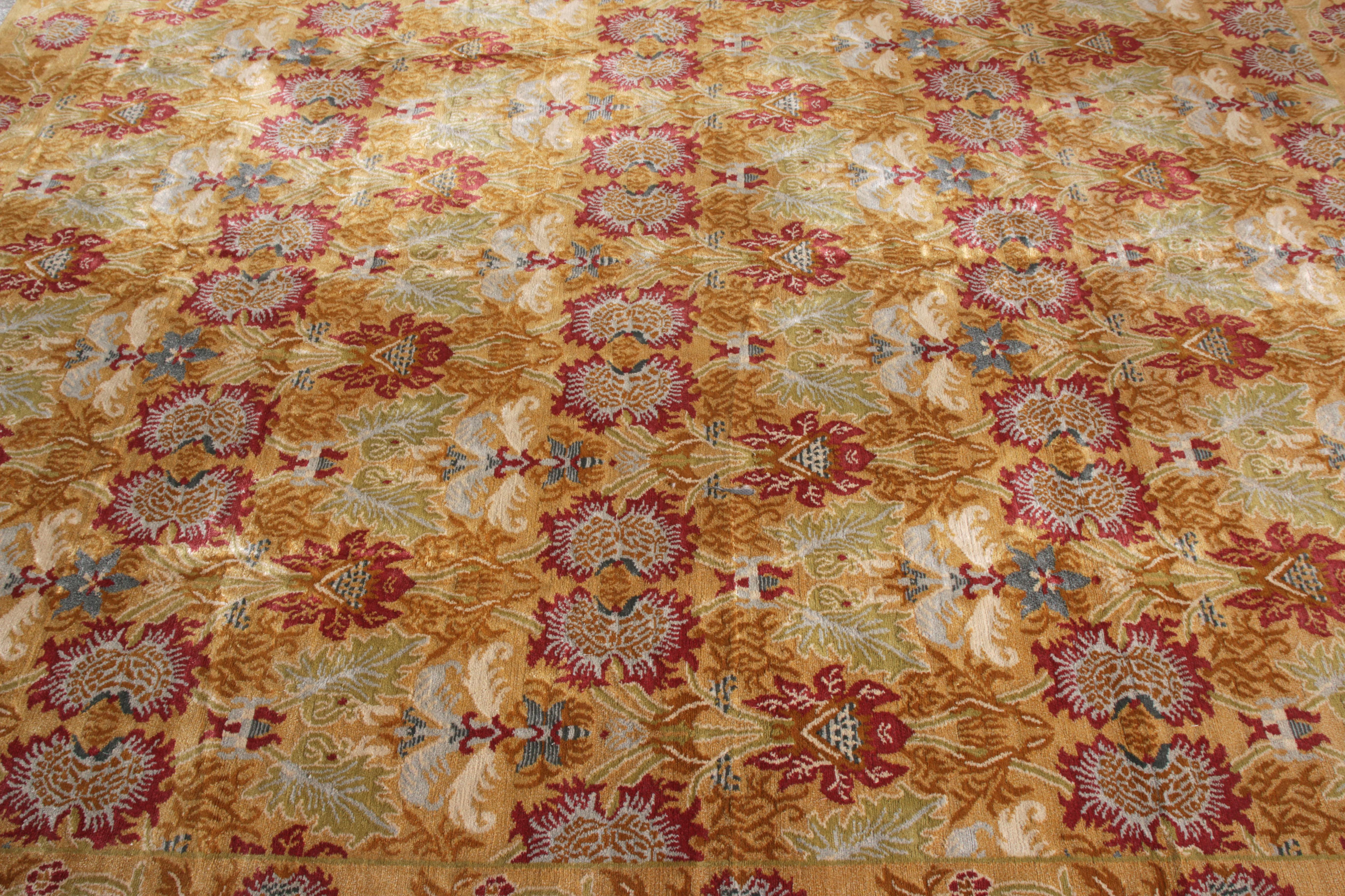 Annodato a mano Rug & Kilim - Tappeto in stile europeo con motivo floreale oro e rosso in vendita
