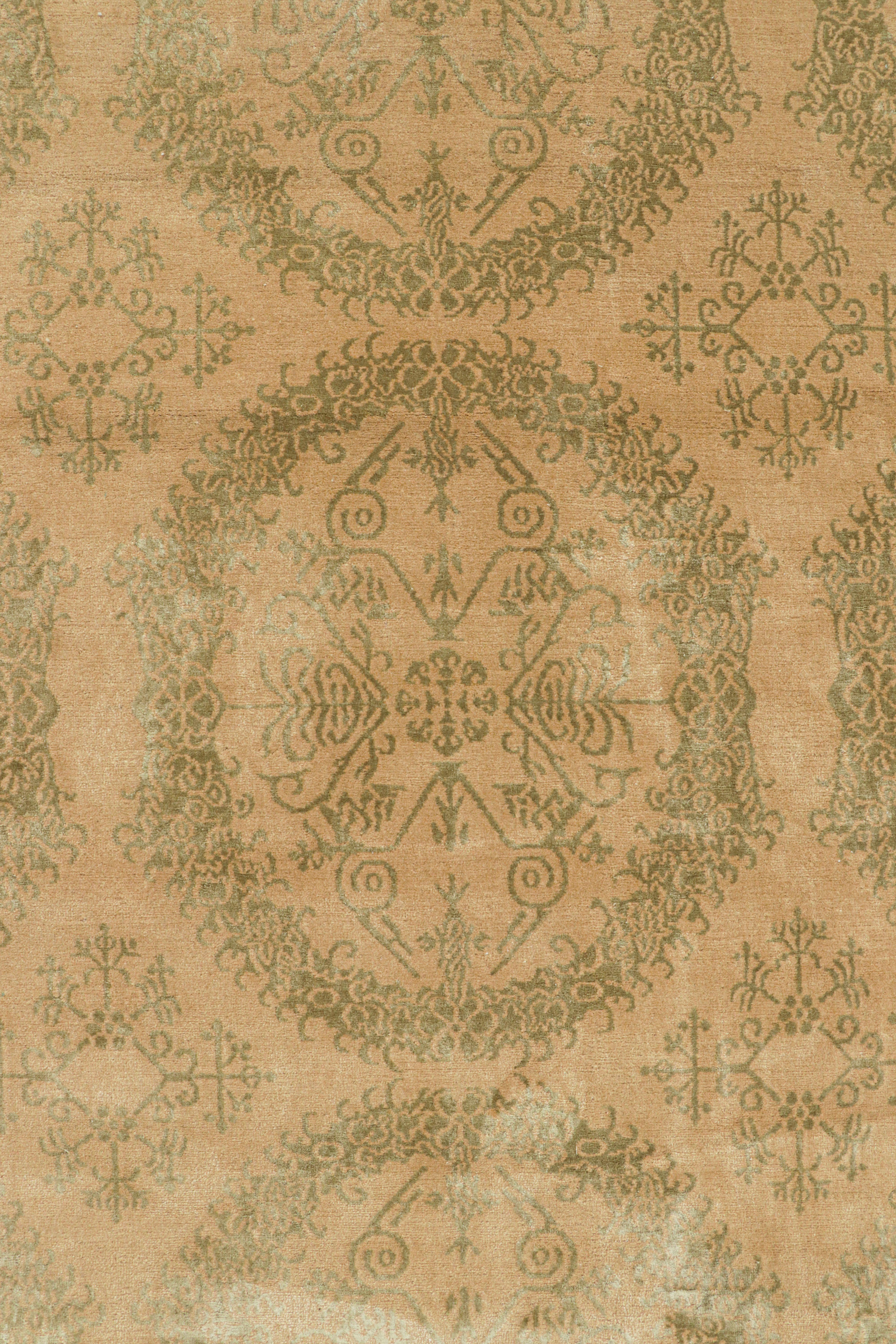 Rug & Kilim’s European Style Rug in Gold with Floral Medallions “Catana” In New Condition For Sale In Long Island City, NY