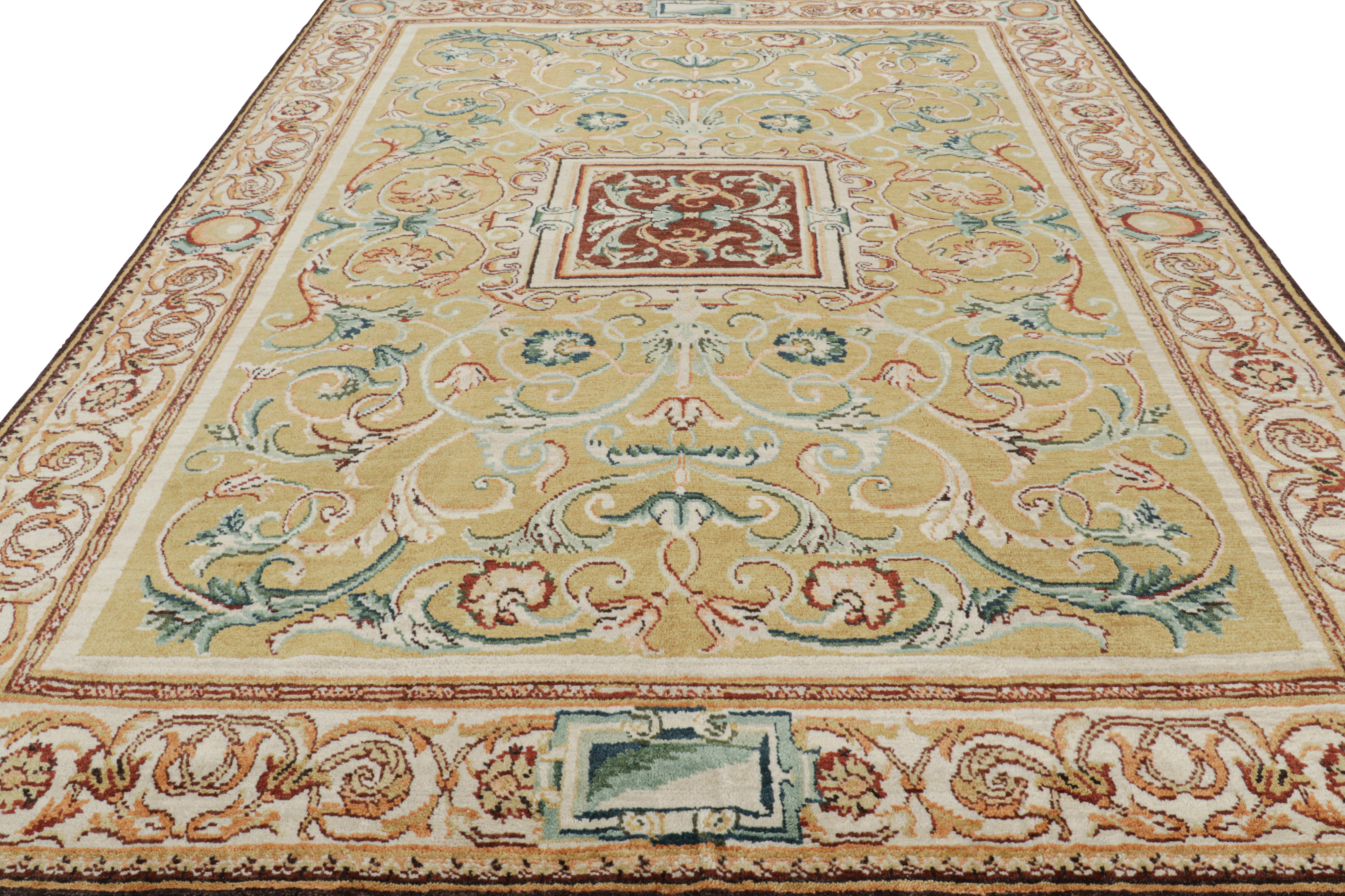 Annodato a mano Rug & Kilim - Tappeto in stile europeo in oro con motivi floreali e medaglione in vendita