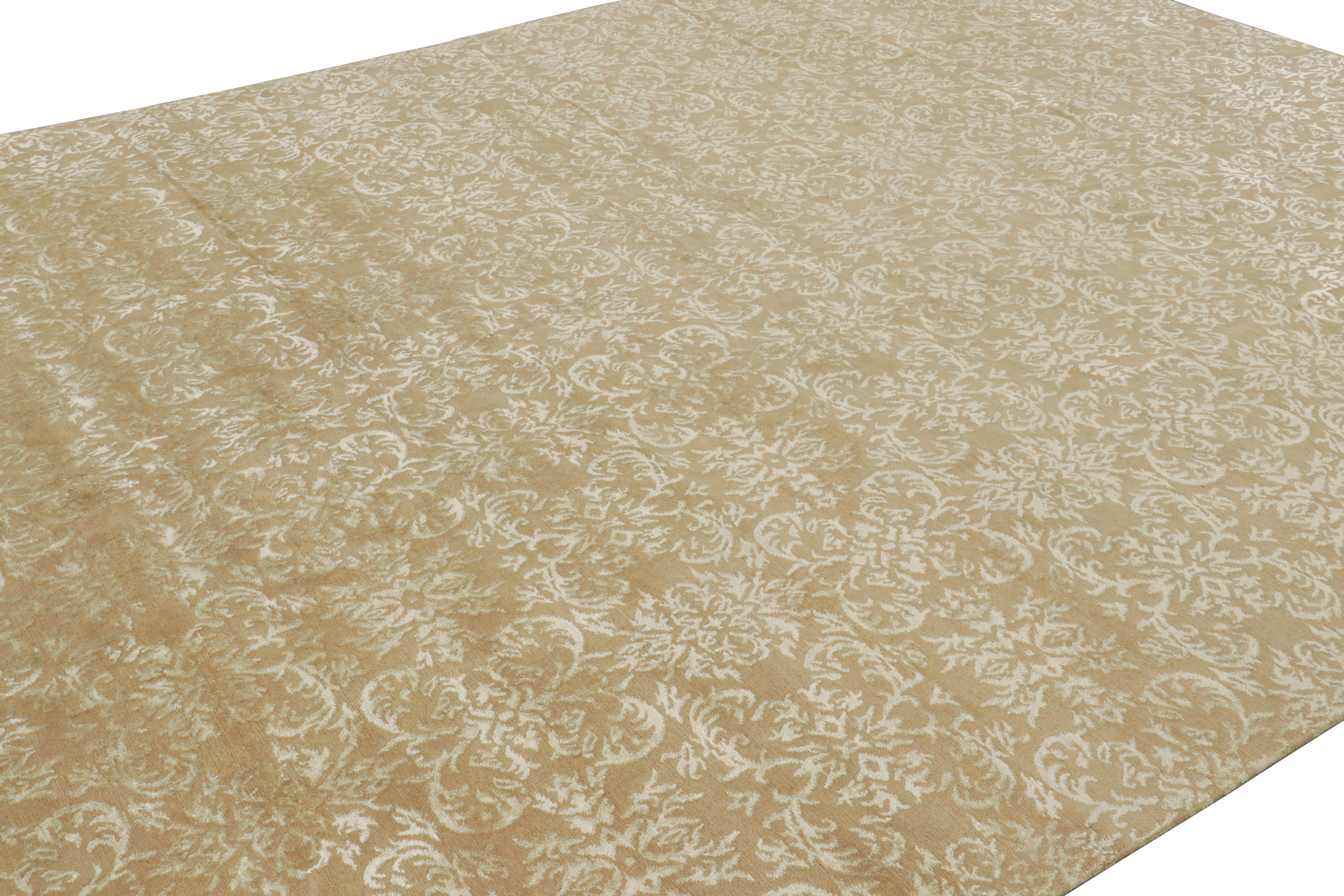 Dieser handgeknüpfte Teppich aus Wolle und Seide in unserem luxuriösen nepalesischen Flor im Format 10x13 ist eine Ergänzung der europäischen Teppichkollektion von Rug & Kilim.

Über das Design: 

Bewunderer des Handwerks und Sammler feiner