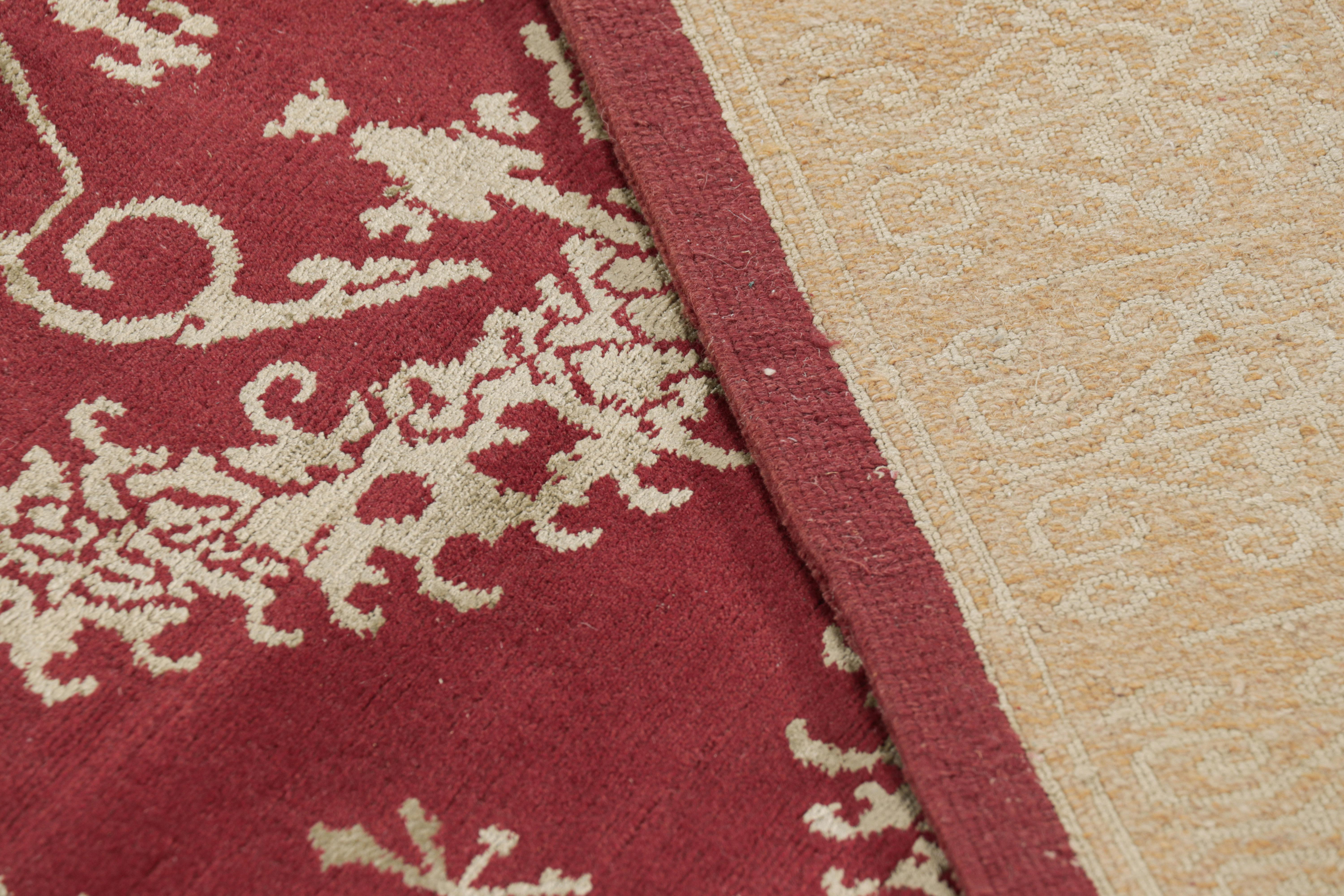 Rug & Kilim's European Style Rug in Red with Floral Medallions Catana (tapis de style européen en rouge avec médaillons floraux) en vente 1