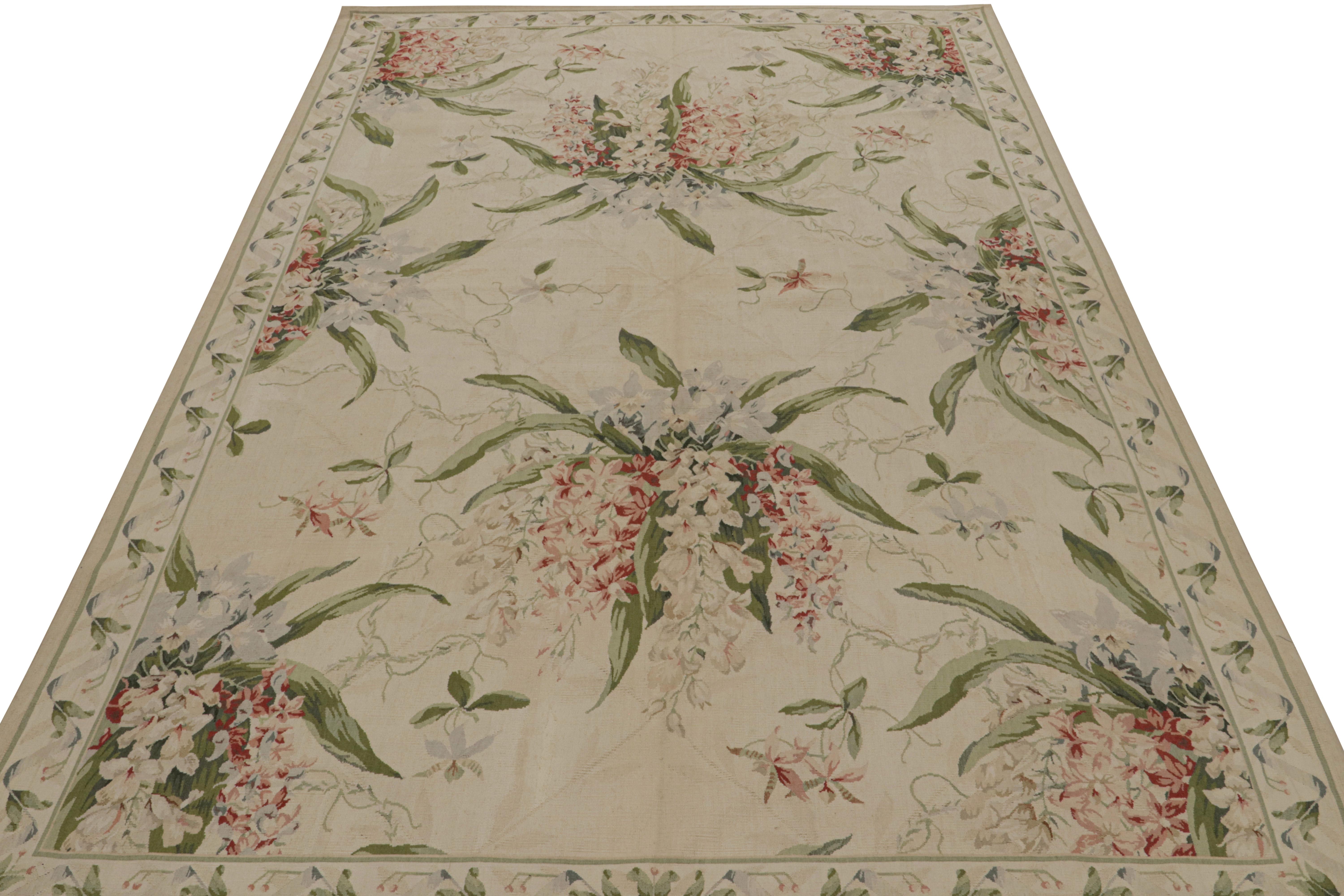 Modern Rug & Kilim’s European Tudor Flatweave Rug in Beige, with Floral Patterns For Sale