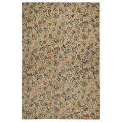 Tapis & Kilim's European Tudor Style Flatweave en beige avec motif floral sarcelle