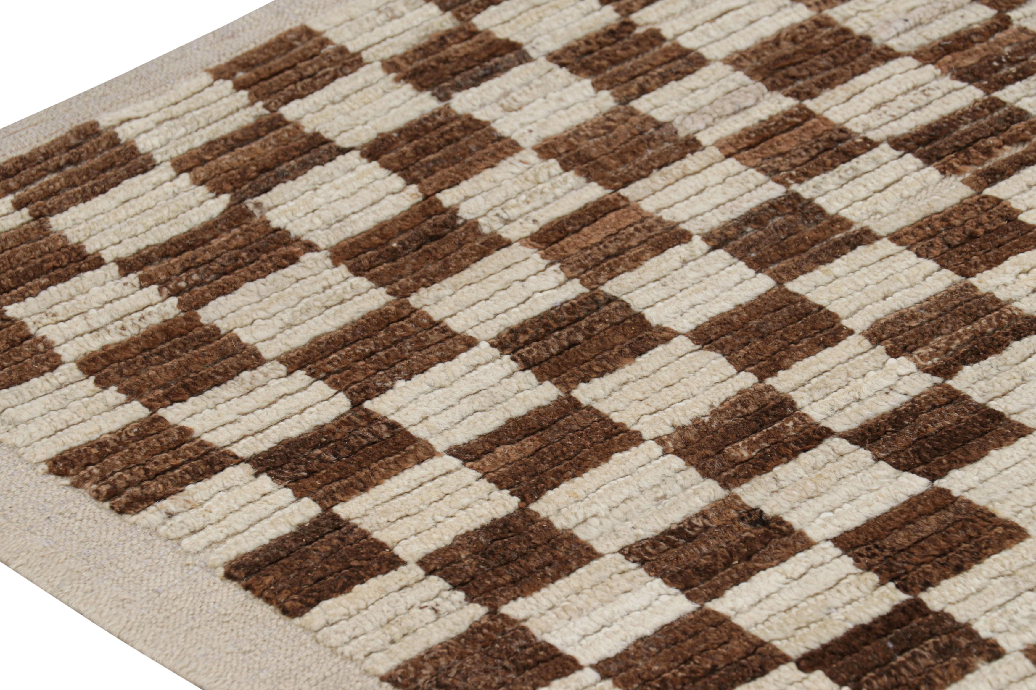 Rug & Kilim’s Extra-Long Runner Rug in Brown & White Checkered Geometric Pattern In New Condition For Sale In Long Island City, NY