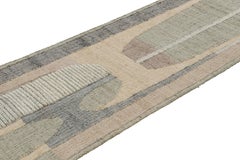Flachgewebe-Läufer von Rug & Kilim in Beige und Grau mit geometrischen Mustern
