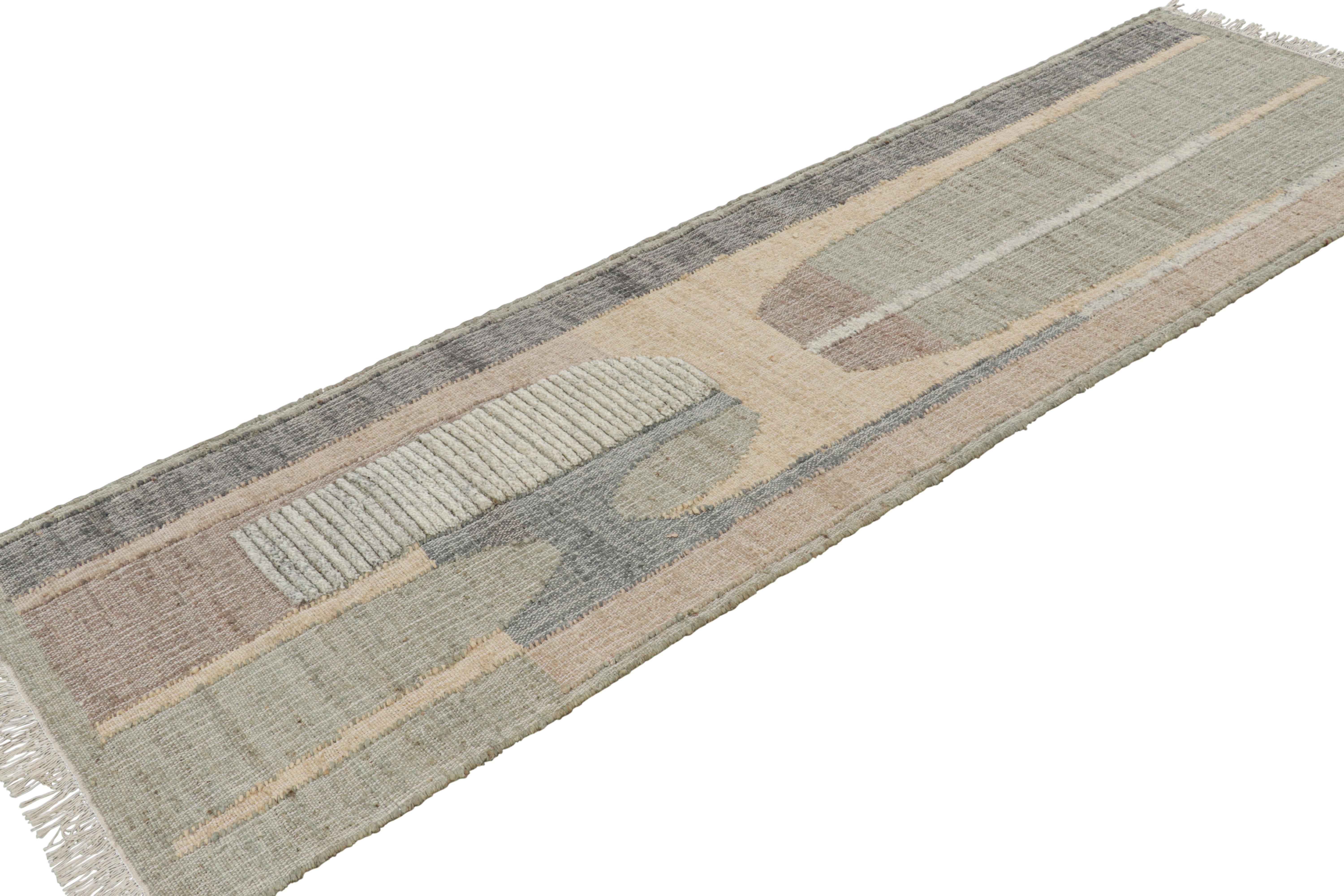 Flachgewebe-Läufer von Rug & Kilim in Beige und Grau mit geometrischen Mustern (Handgeknüpft) im Angebot