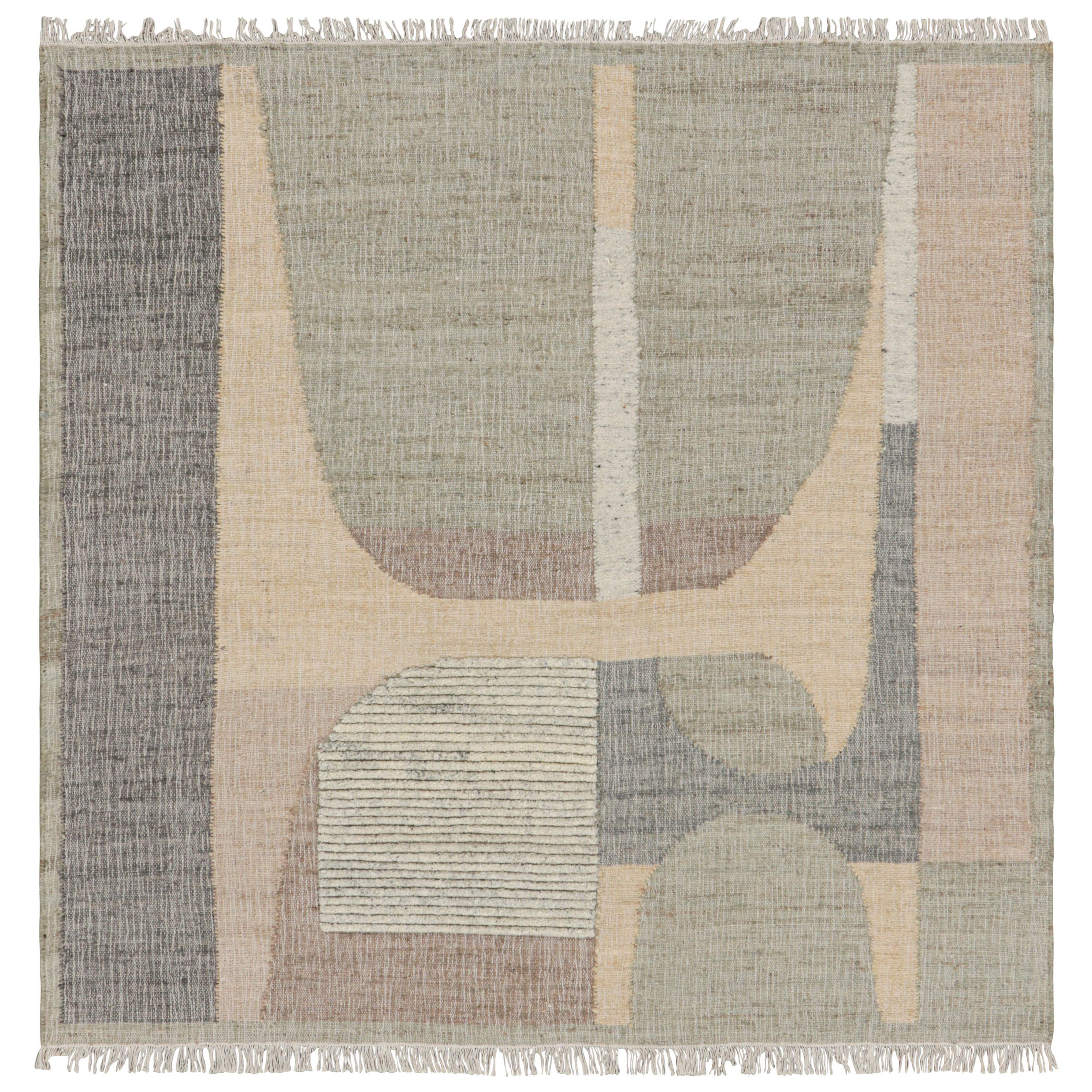 Rug 
Kilim’s Flatweave Square Rug in Beige with Gray 
Green Geometric Pattern For Sale