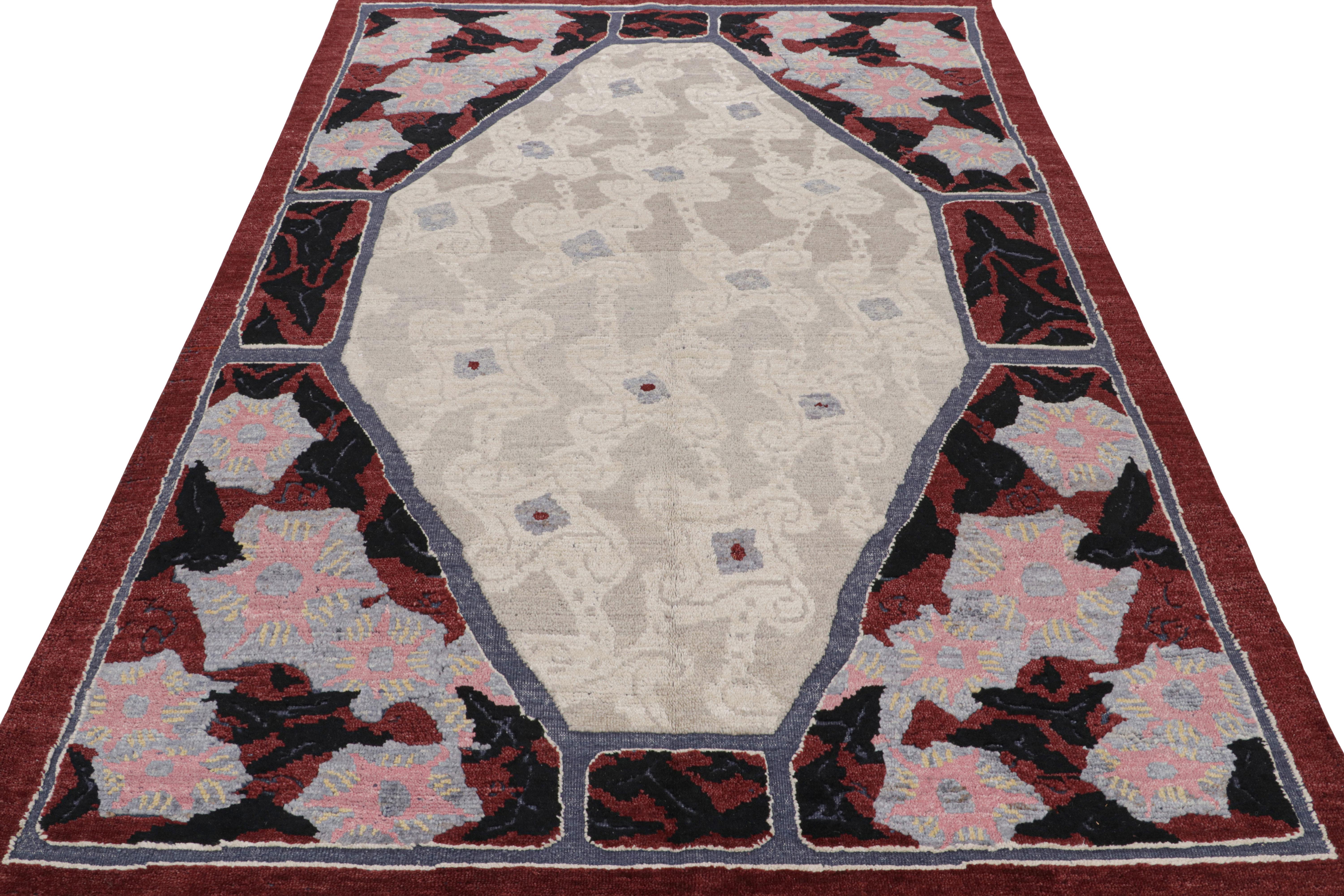 Indien Rug & Kilim's French Art Deco Rug with with Beige and Red Geometric Patterns (Rug & Kilim's French Art Deco Rug's French Art Deco Rug's French Art Deco Rug's French Art Deco Patterns (Rug & Kilim's French Art Deco Rug's French Art Deco Patterns) en vente
