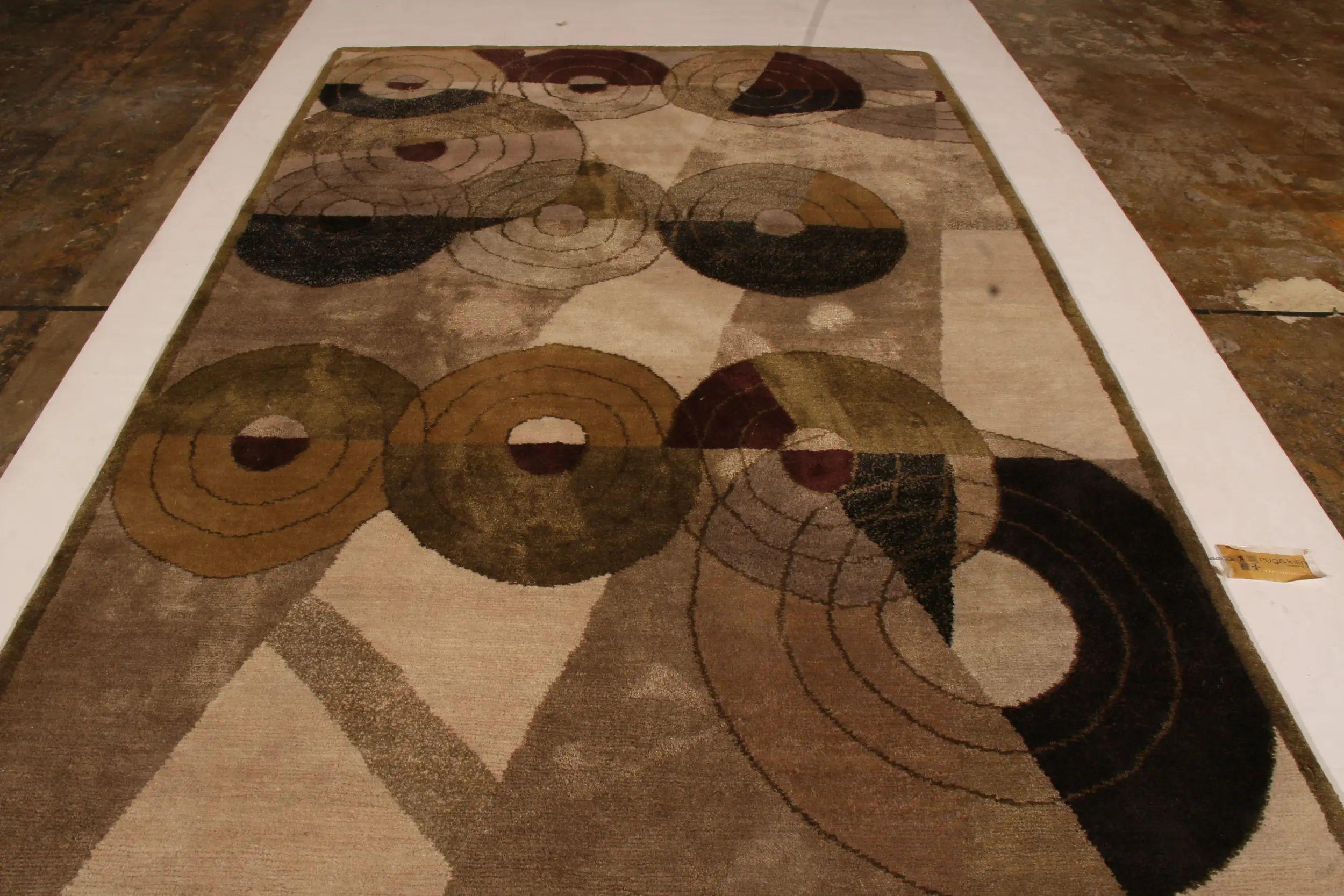 Noué à la main Rug & Kilim's Tapis français de style Art déco Beige Brown Custom Pattern en vente