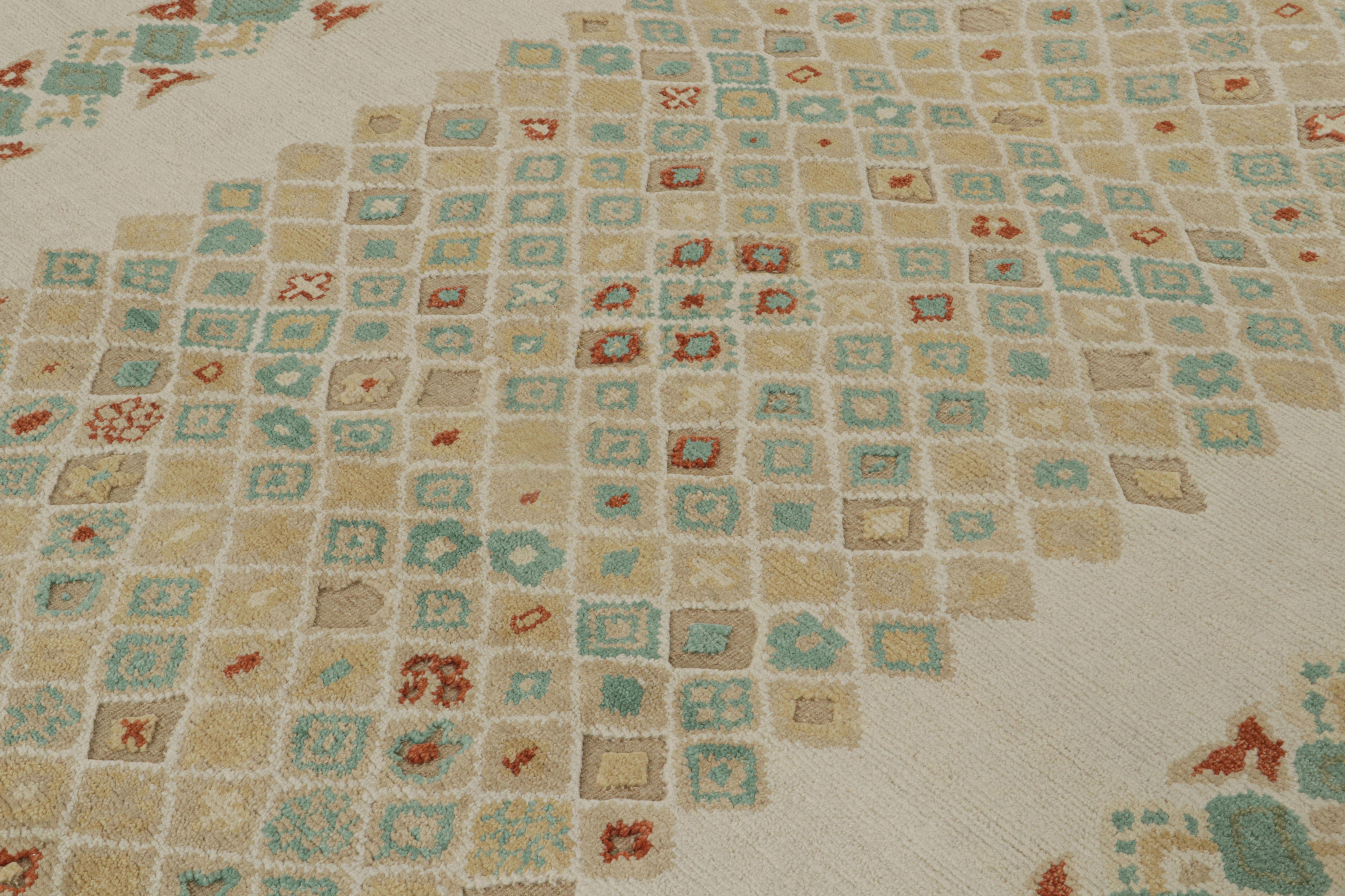 Indien Rug & Kilim's French Art Deco Rug in Beige-Brown & Blue Geometric Pattern (tapis de style Art déco français à motifs géométriques beige, marron et bleu) en vente