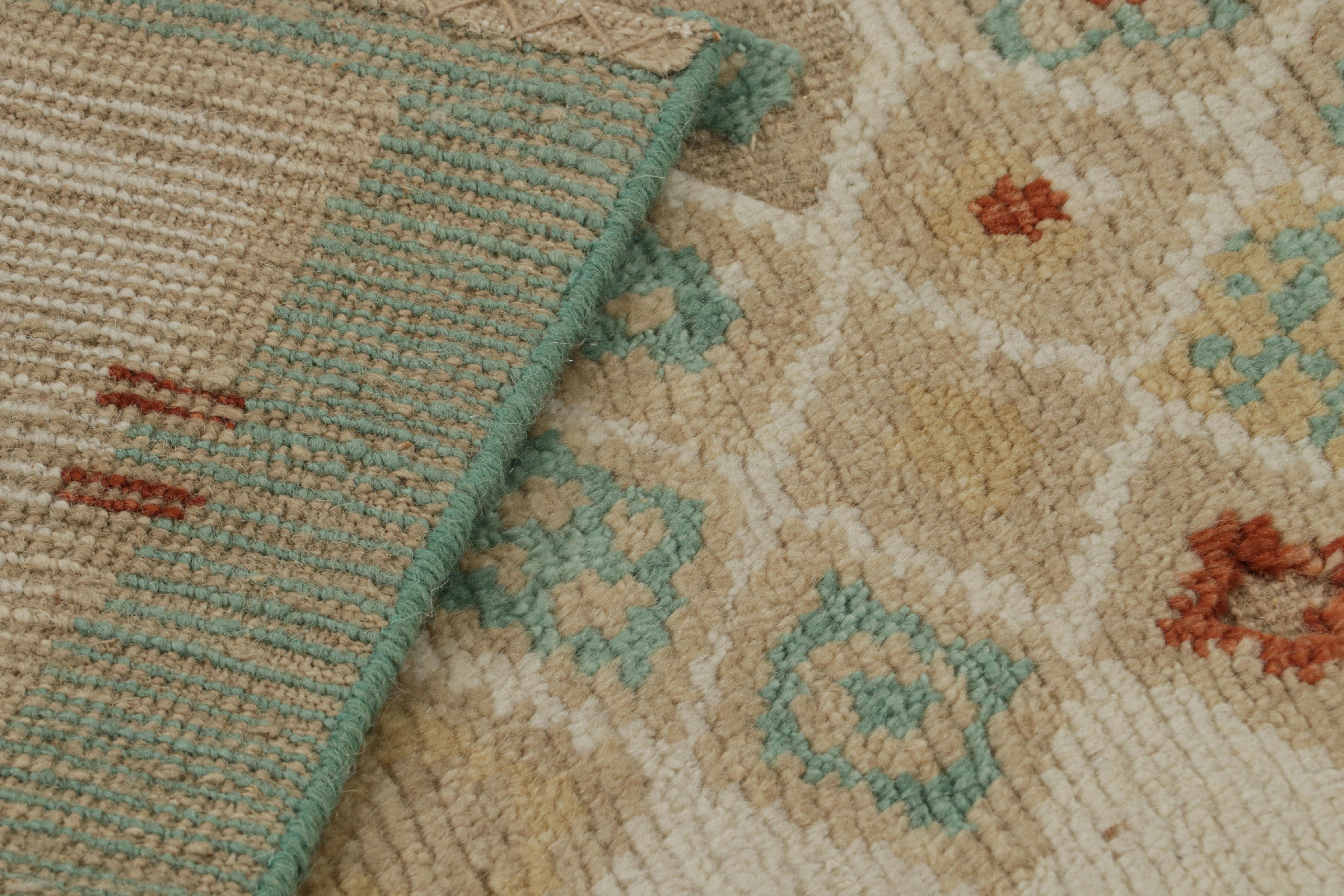 XXIe siècle et contemporain Rug & Kilim's French Art Deco Rug in Beige-Brown & Blue Geometric Pattern (tapis de style Art déco français à motifs géométriques beige, marron et bleu) en vente