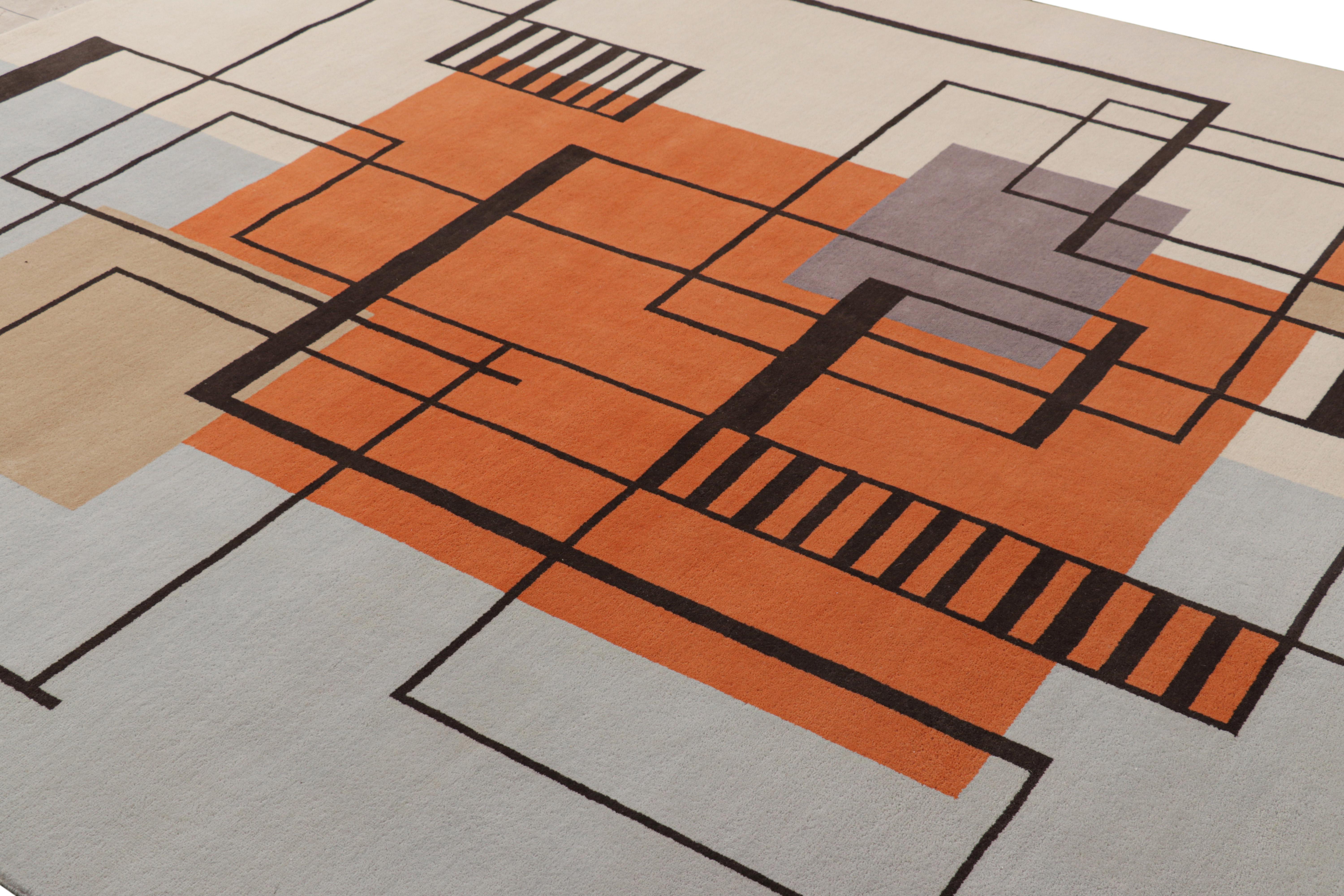 Annodato a mano in lana, questo tappeto 8x10 di Rug & Kilim presenta motivi geometrici nello stile di un pezzo d'epoca estetico di Leleu o Da Bruhns degli anni '20 moderni.

Sul design: 

Gli ammiratori dell'artigianato apprezzeranno la sottile