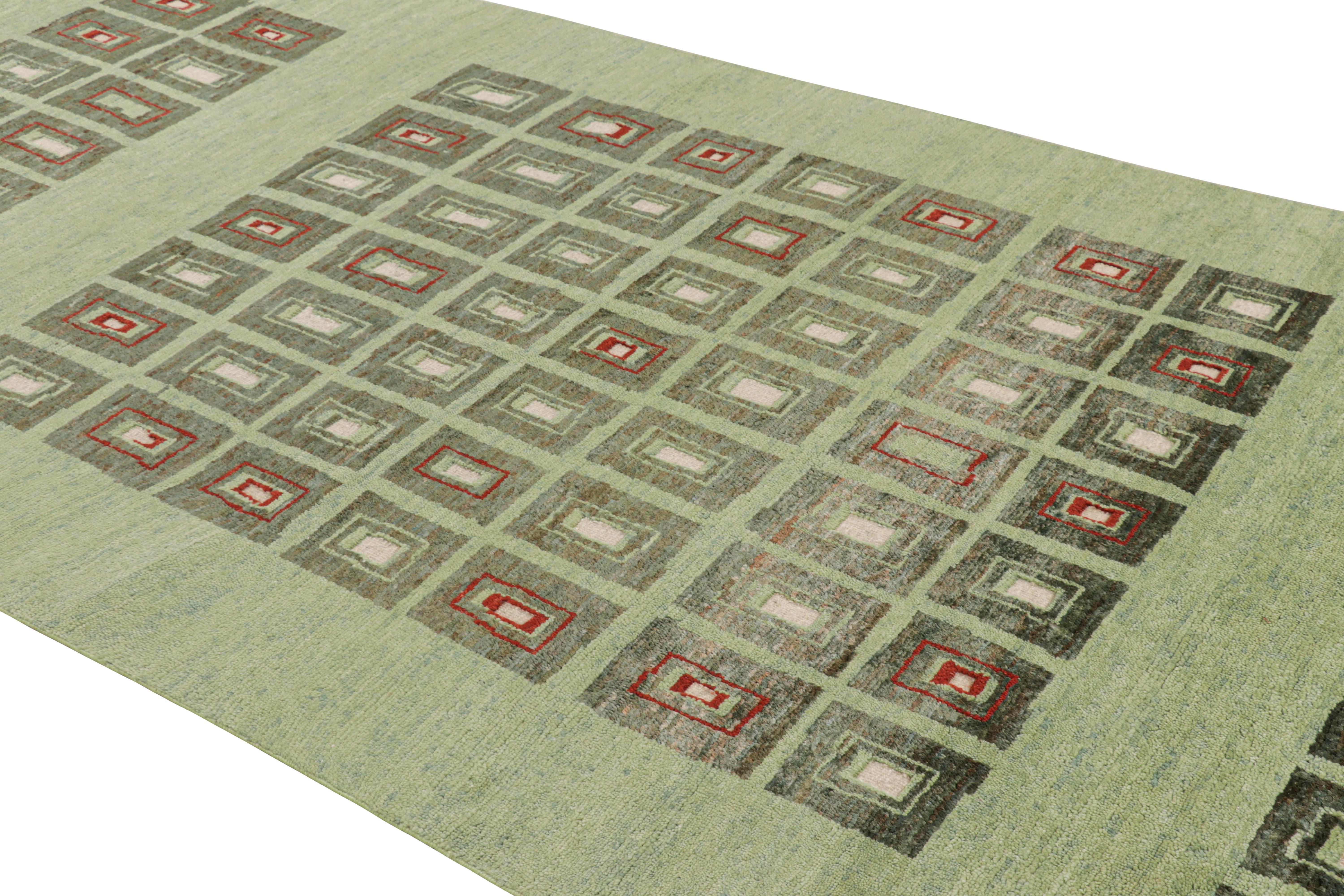 Annodato a mano in lana, questo tappeto 6x12 di Rug & Kilim presenta motivi geometrici nello stile di un pezzo d'epoca estetico di Leleu o Da Bruhns degli anni '20 moderni.

Sul design: 

Gli ammiratori dell'artigianato apprezzeranno la sottile
