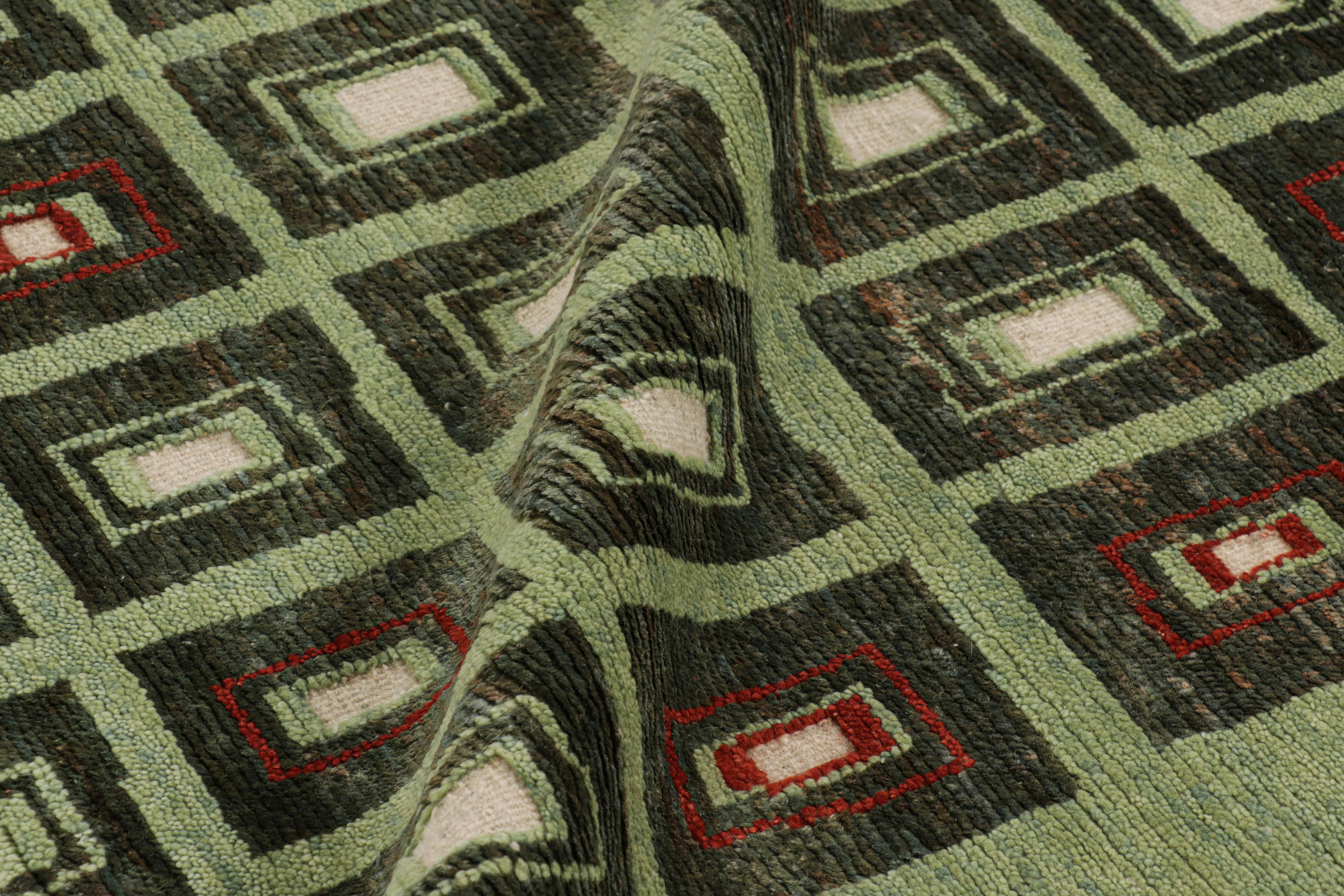 XXIe siècle et contemporain Rug & Kilim's French Art Deco Style Rug in Green with Geometric Patterns (tapis français de style Art déco à motifs géométriques) en vente