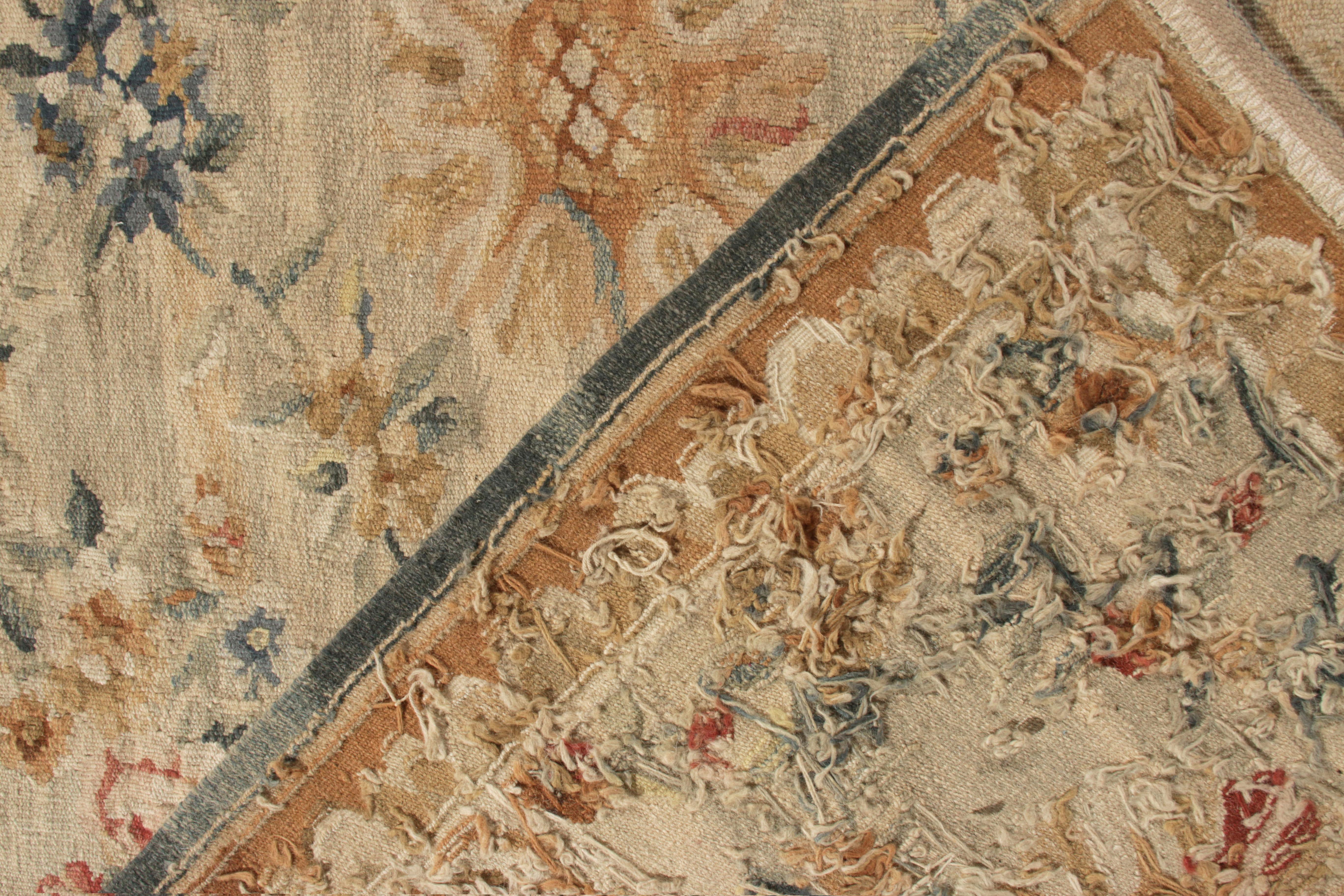 Rug & Kilim’s French Aubusson Style Flat Weave, Beige/Brown, Floral Pattern In New Condition For Sale In Long Island City, NY