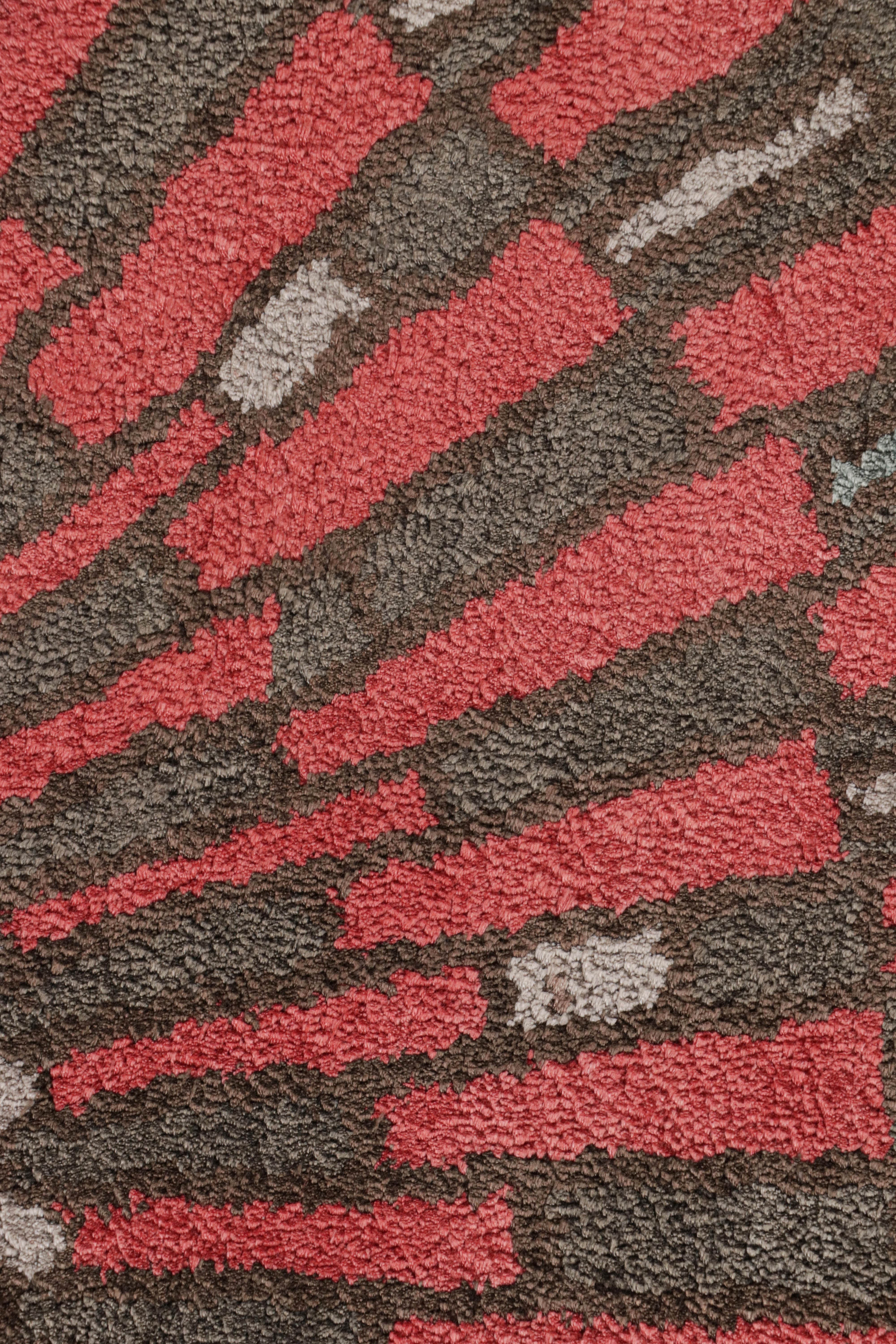 Rug & Kilim’s French Style Art Deco Circle Rug In Red And Gray Geometric Pattern In New Condition For Sale In Long Island City, NY